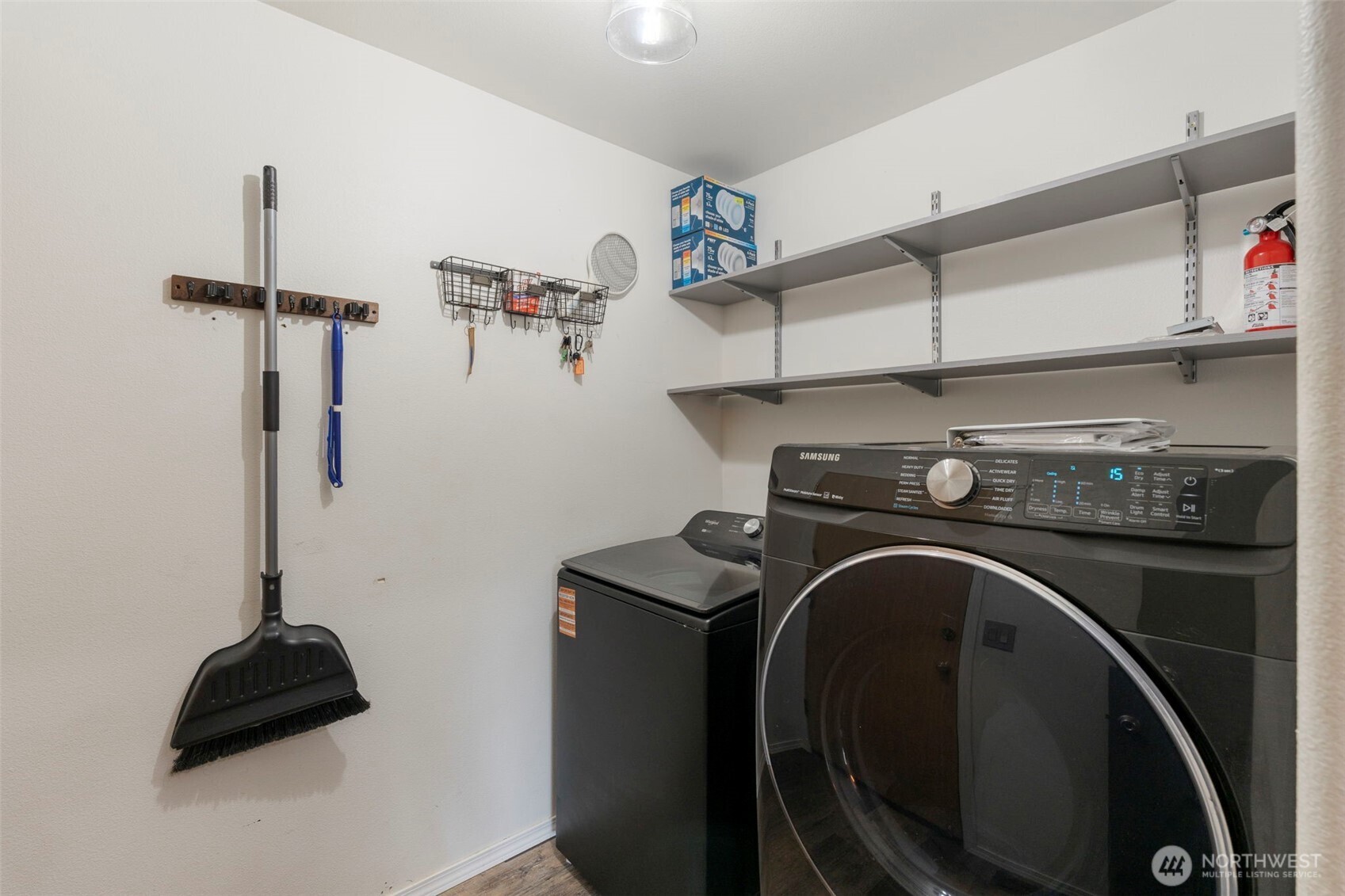 2708 180th Street Property Photo 10