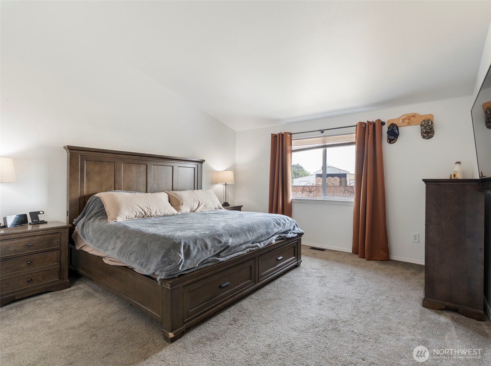 2708 180th Street Property Photo 16