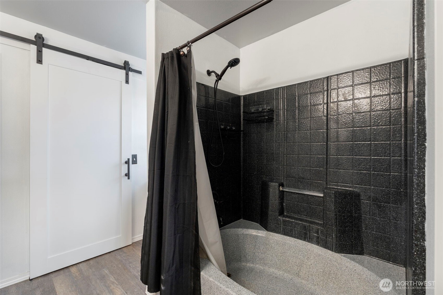 2708 180th Street Property Photo 20