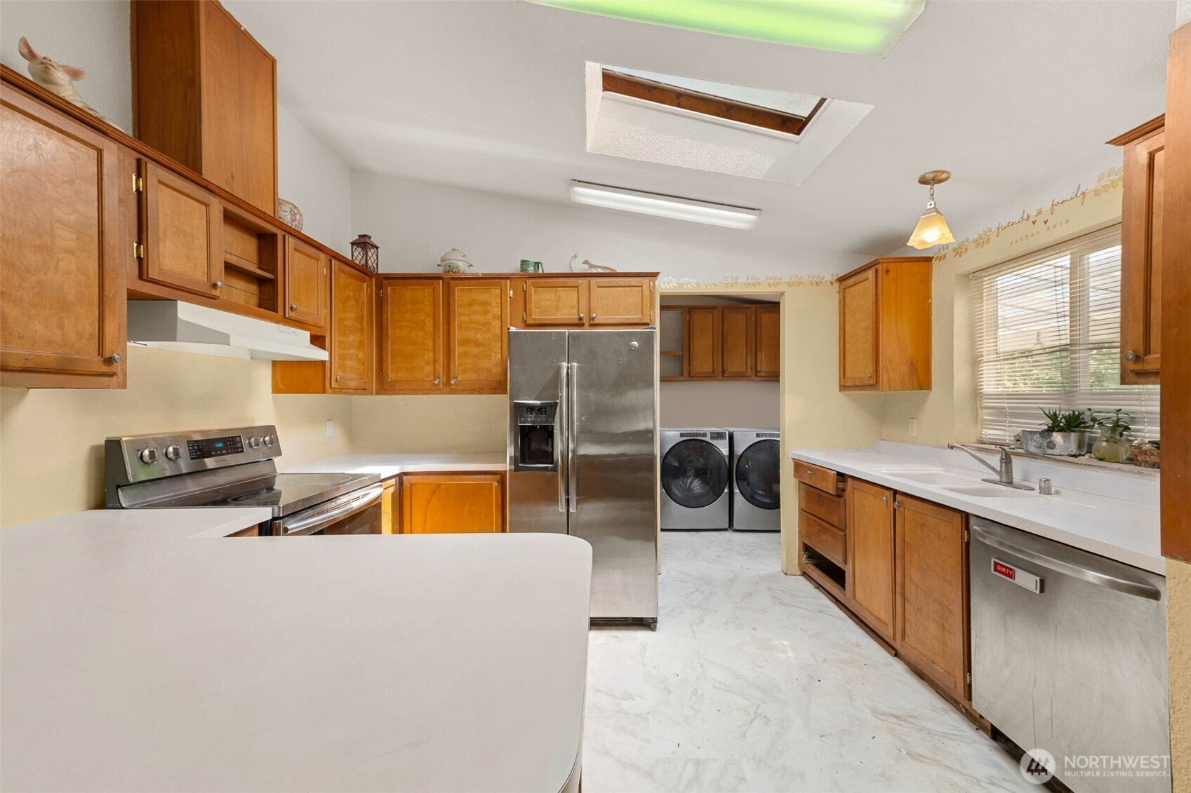 208 W Orchard Street Property Photo 20