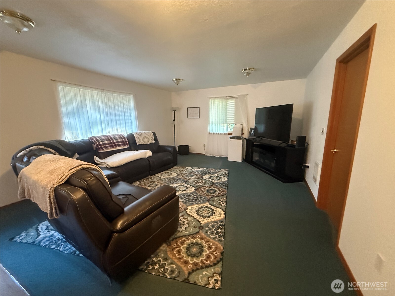82 Ne Miller Road Property Photo 29