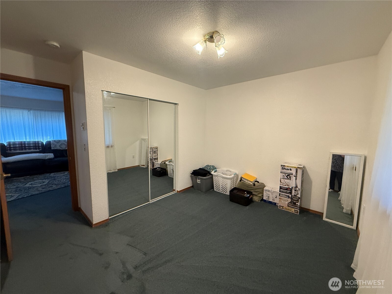 82 Ne Miller Road Property Photo 32