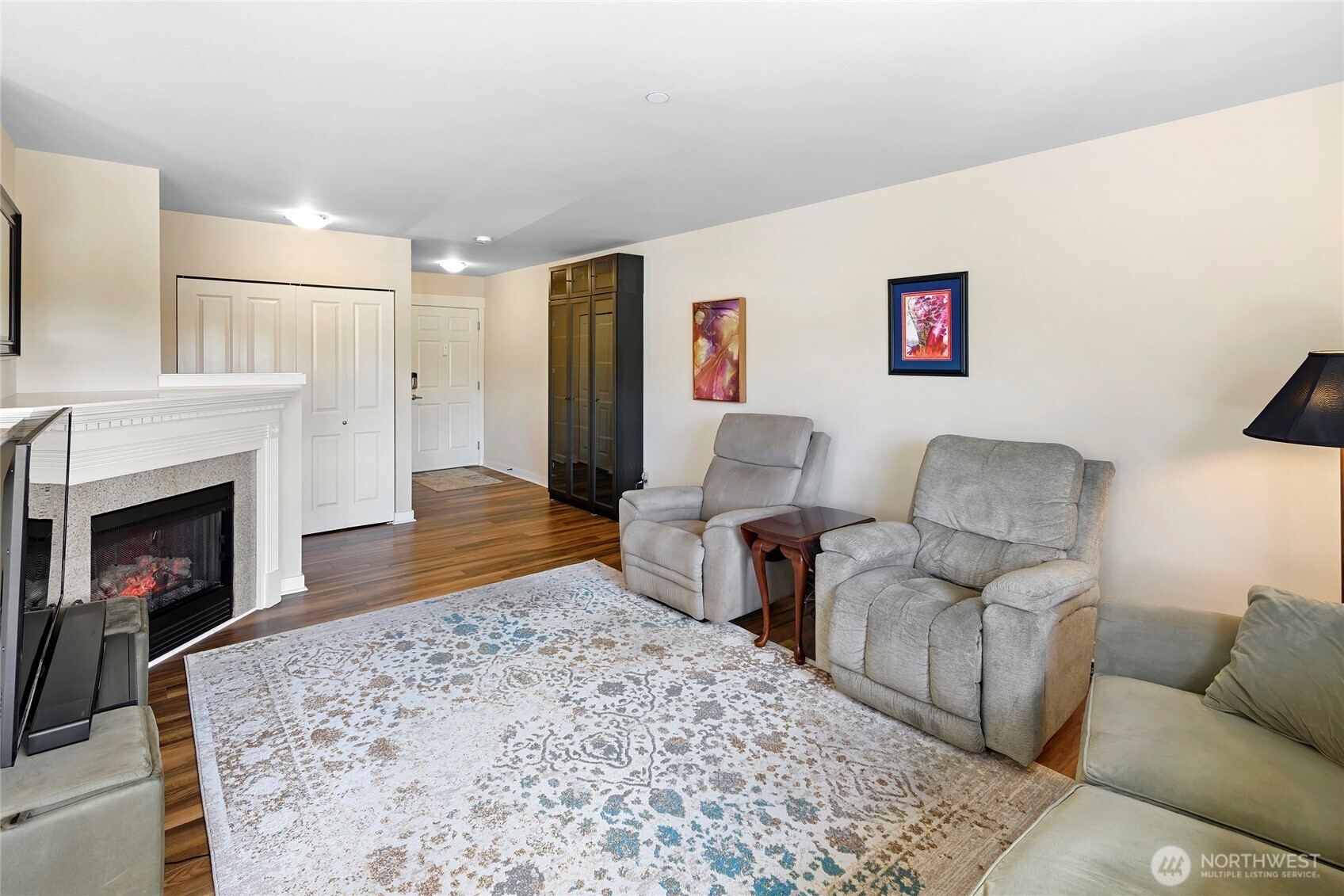 300 High School Road 406 Property Photo 6