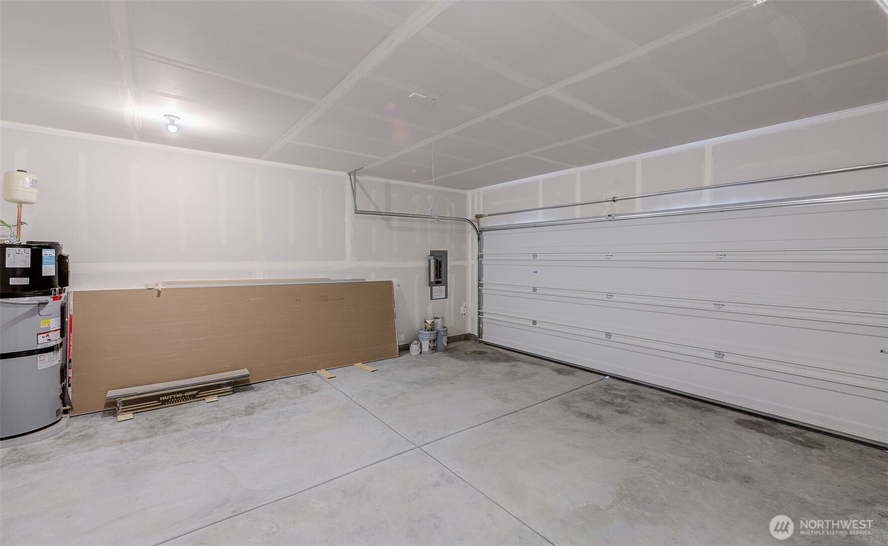 617 N Oak Street Property Photo 23