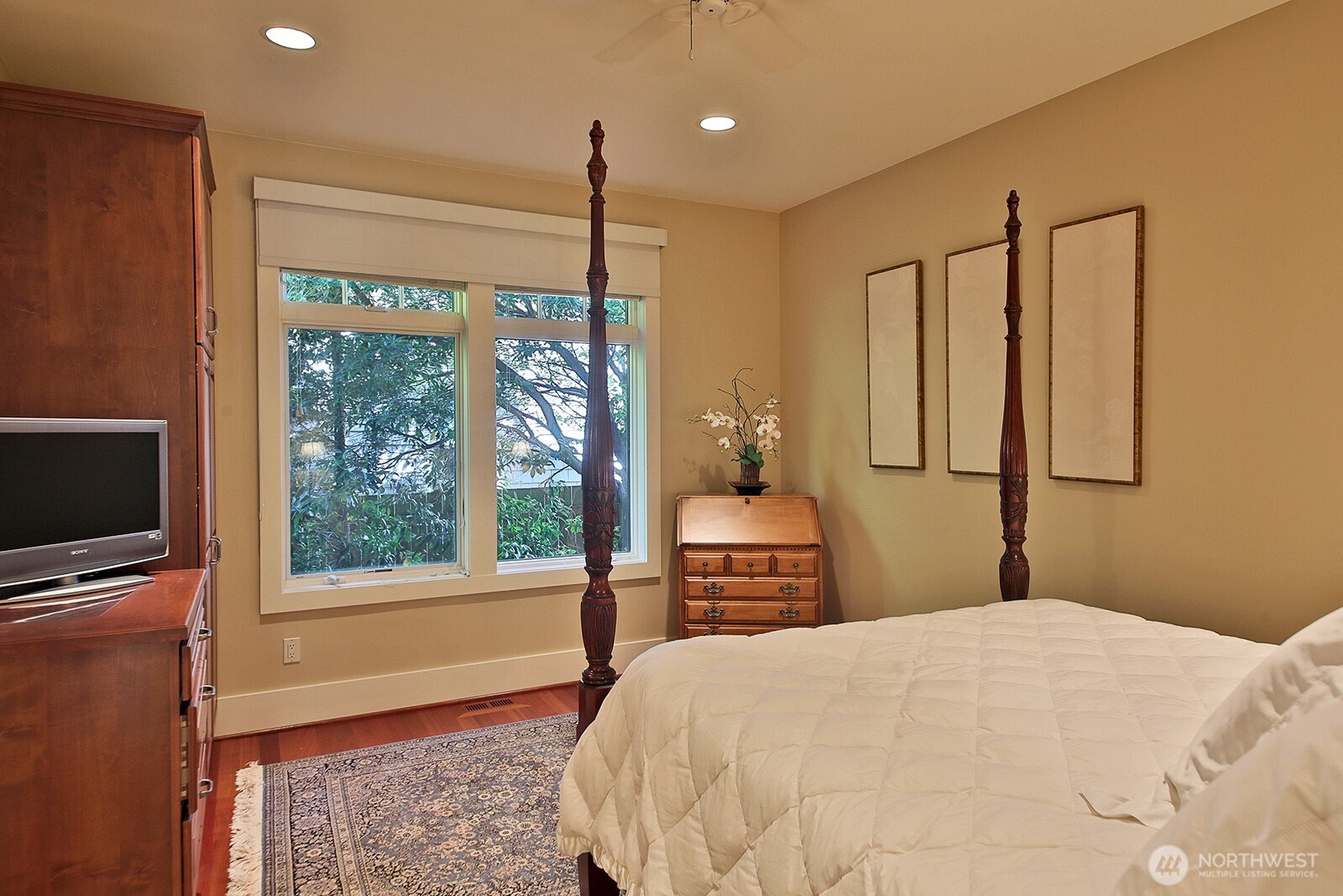 2382 Soundview Drive Property Photo 35