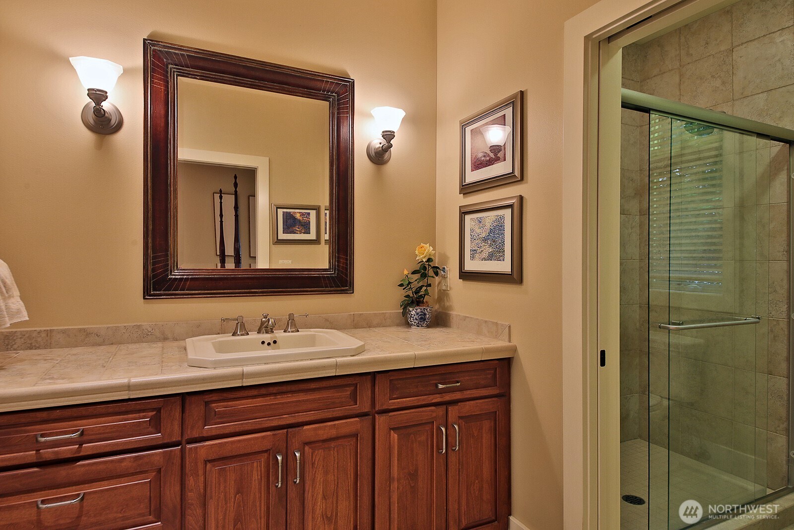 2382 Soundview Drive Property Photo 36