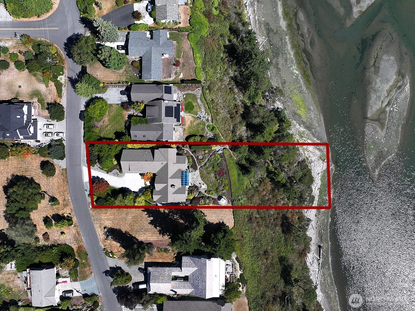 2382 Soundview Drive Property Photo 39