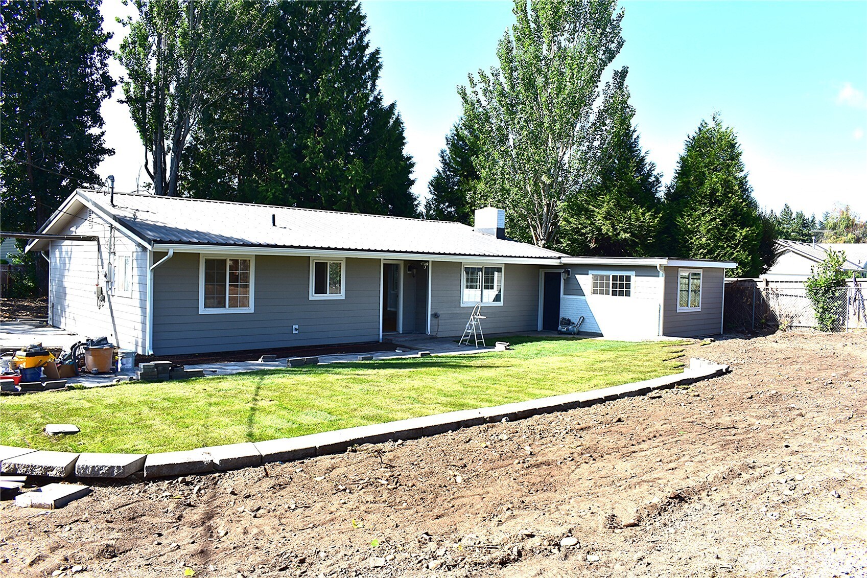7604 52nd Avenue Property Photo 4