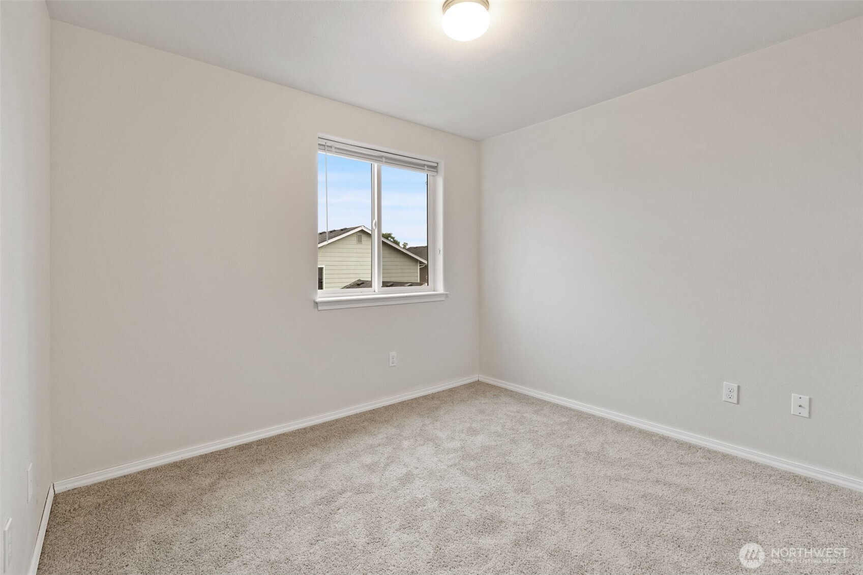14617 46th Avenue Property Photo 18