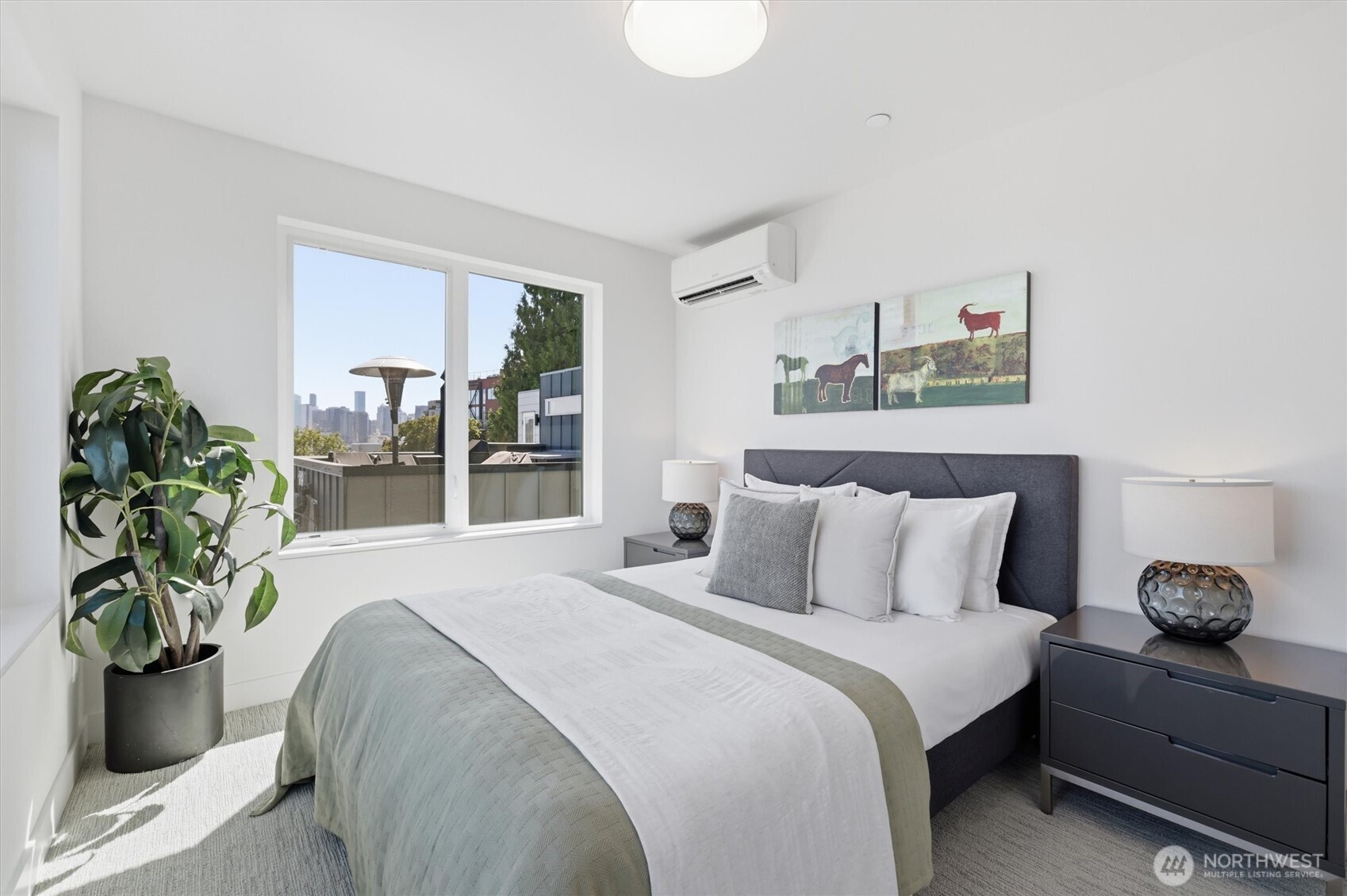 2011 Dexter Avenue A Property Photo 15