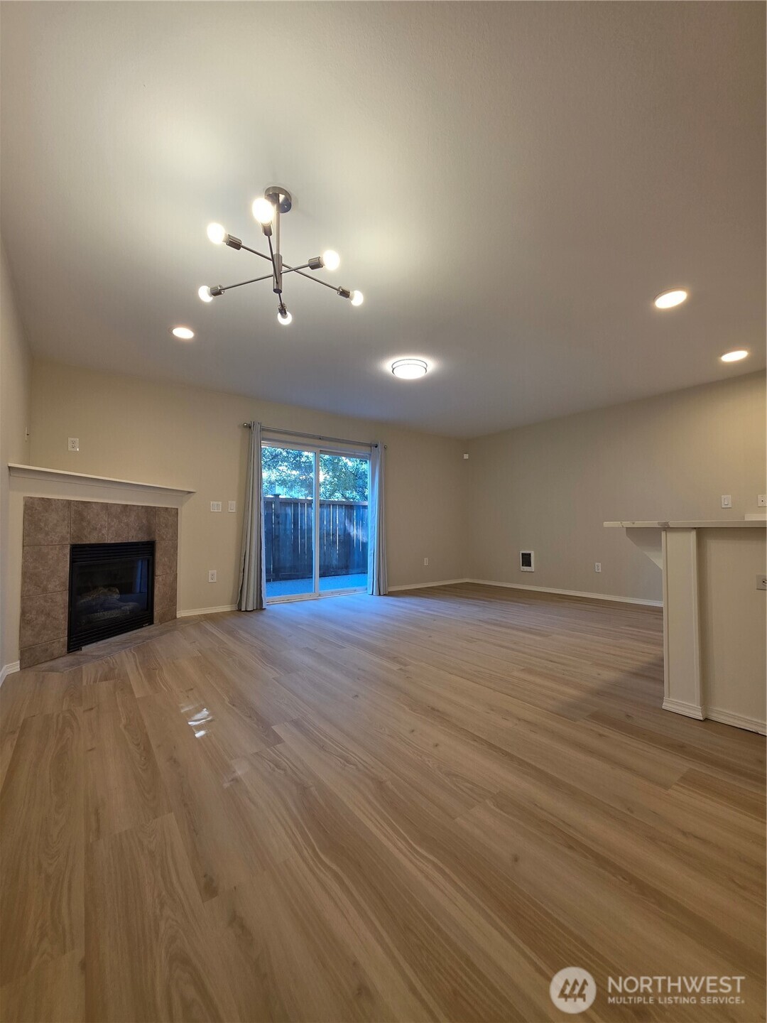12432 160th Street Ct Property Photo 4