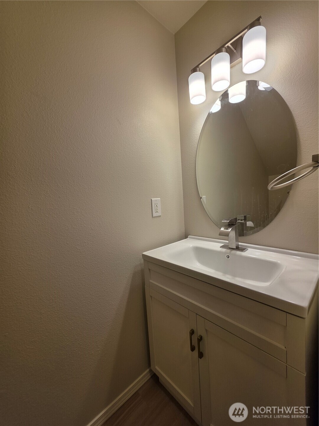 12432 160th Street Ct Property Photo 9