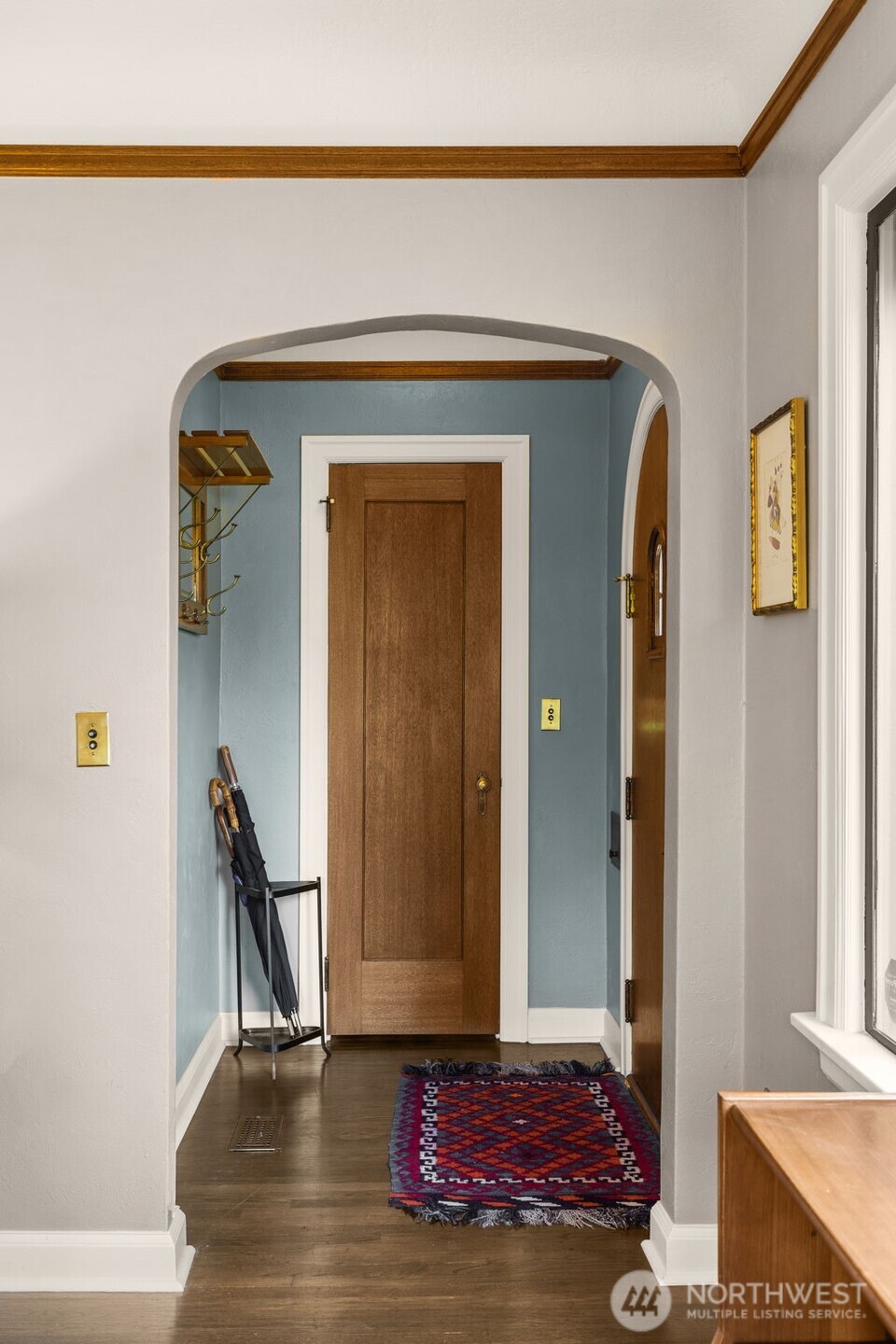 7963 Seward Park Avenue Property Photo 3