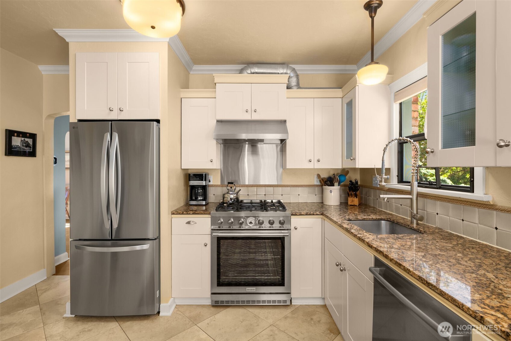 7963 Seward Park Avenue Property Photo 16