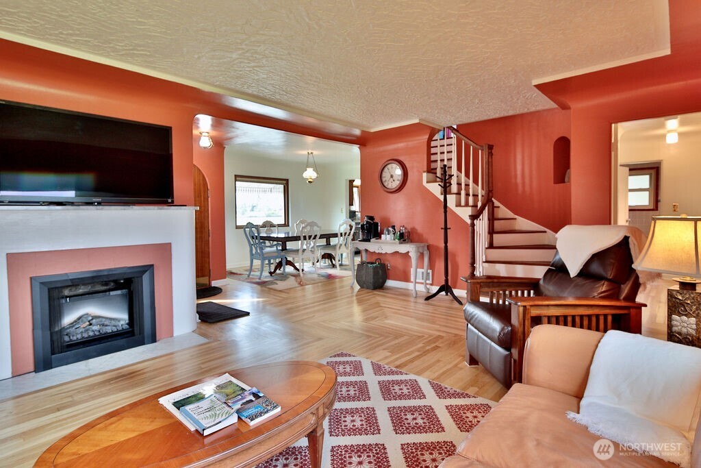 1430 W Hendrickson Road Property Photo 22