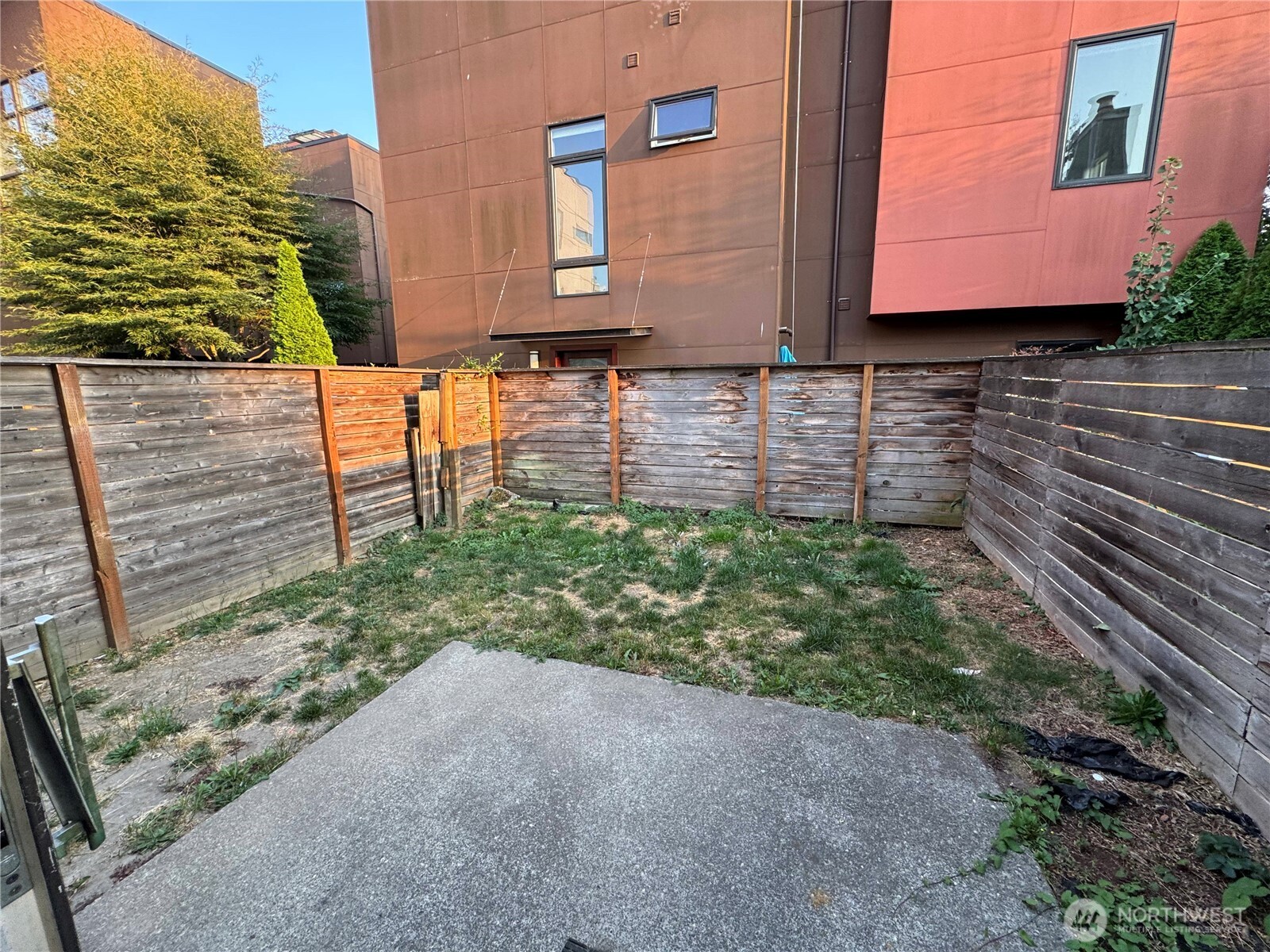 1915 E Spruce Street A Property Photo 15