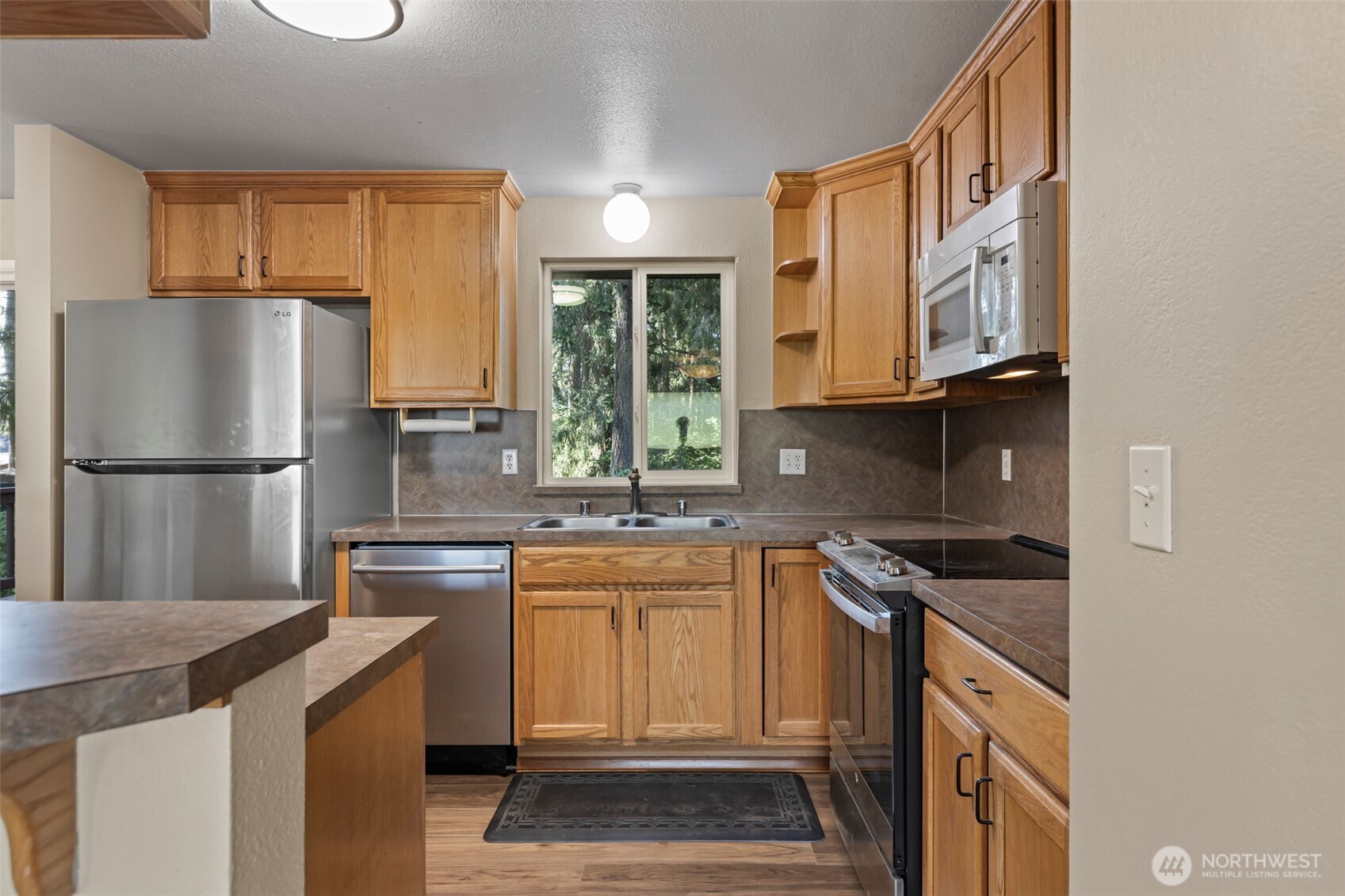 18922 9th Avenue Ct Property Photo 9