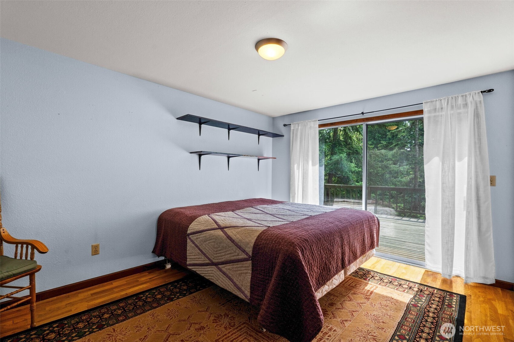 25235 Se Mirrormont Drive Property Photo 16