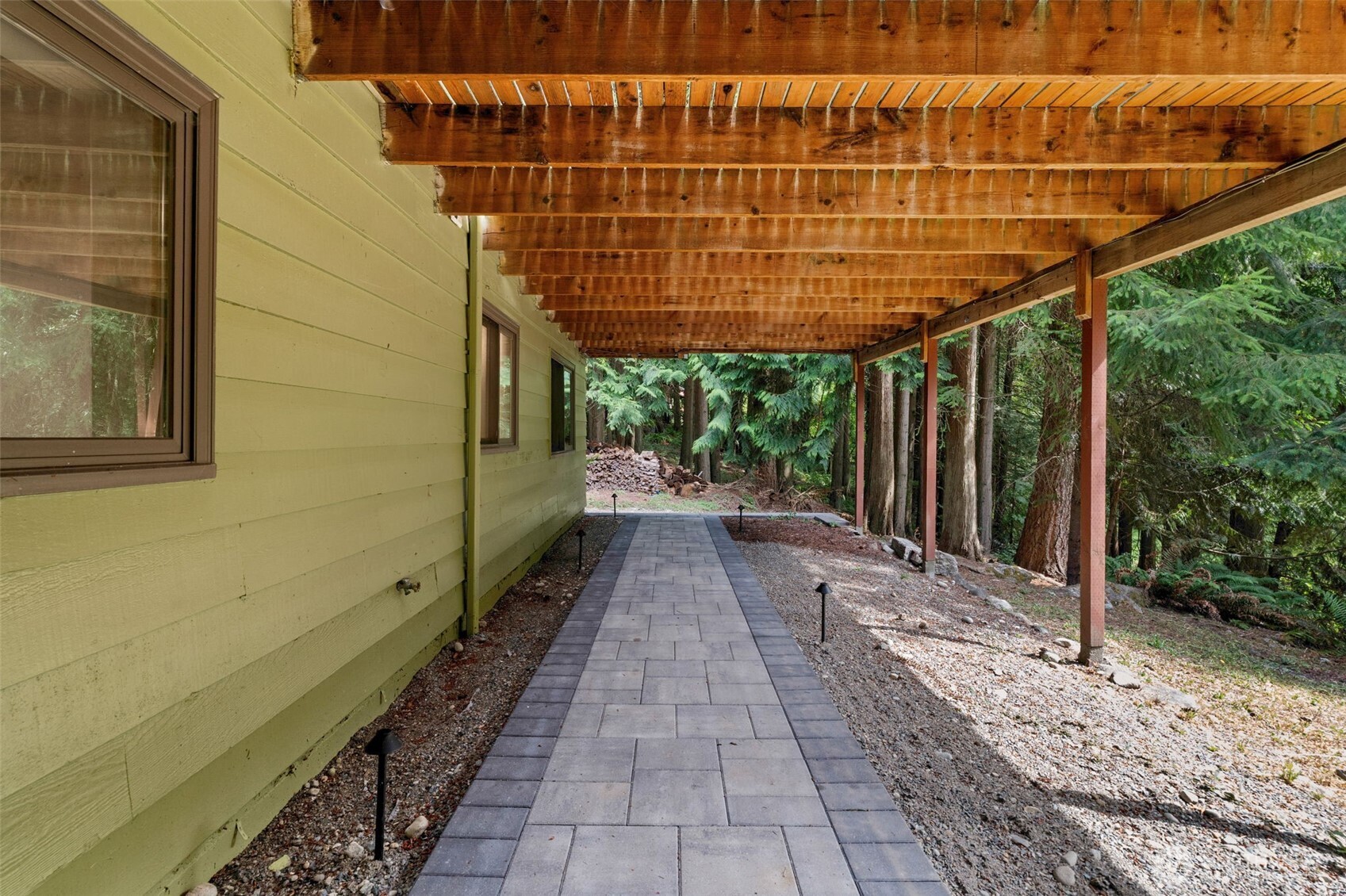25235 Se Mirrormont Drive Property Photo 29