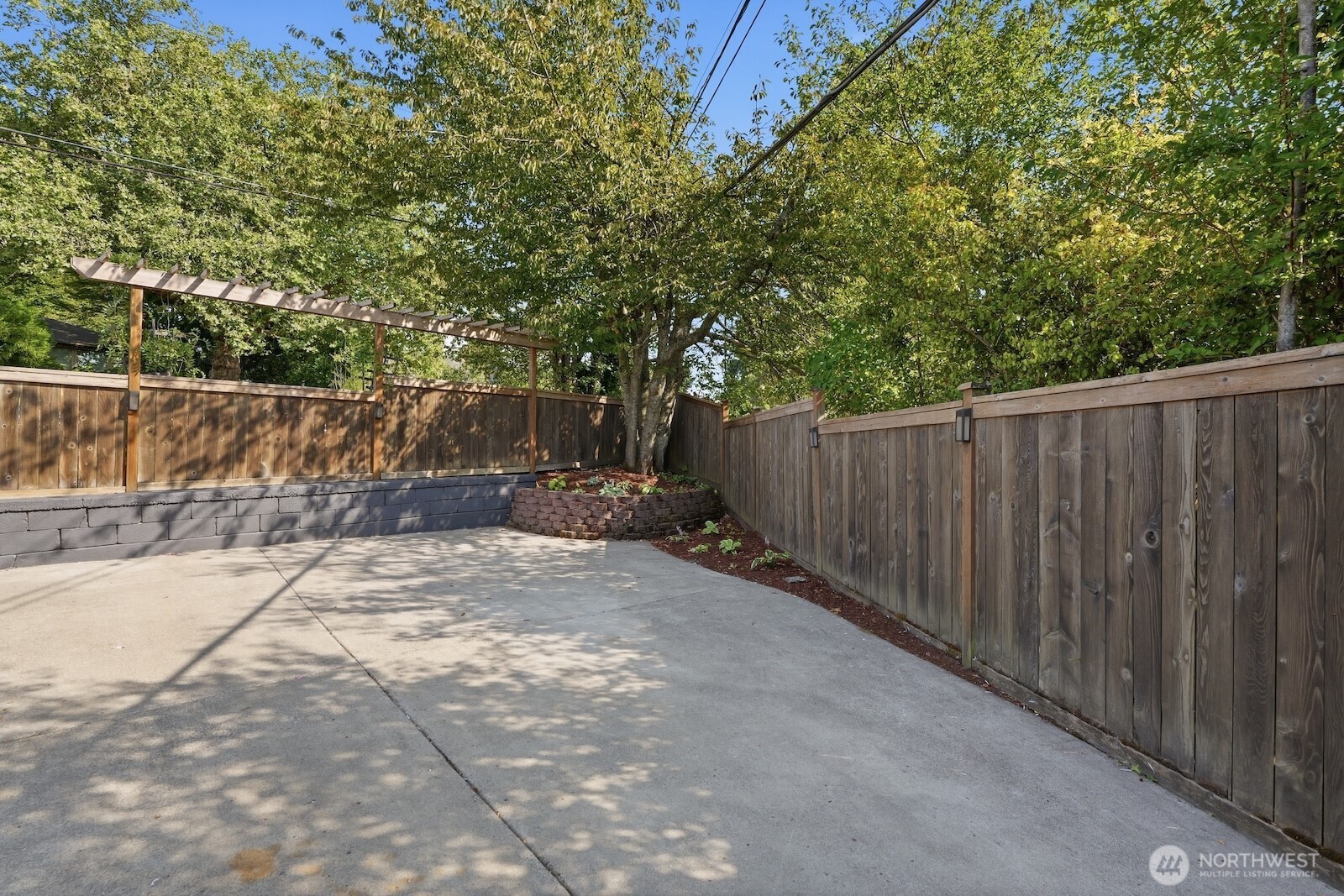 10233 44th Avenue Property Photo 34