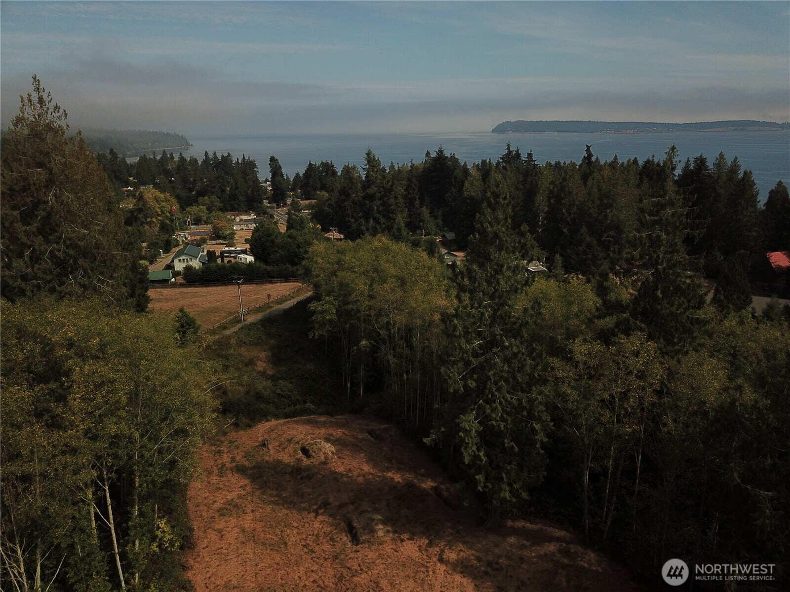 1050 Andy Cooper Road Property Photo 6