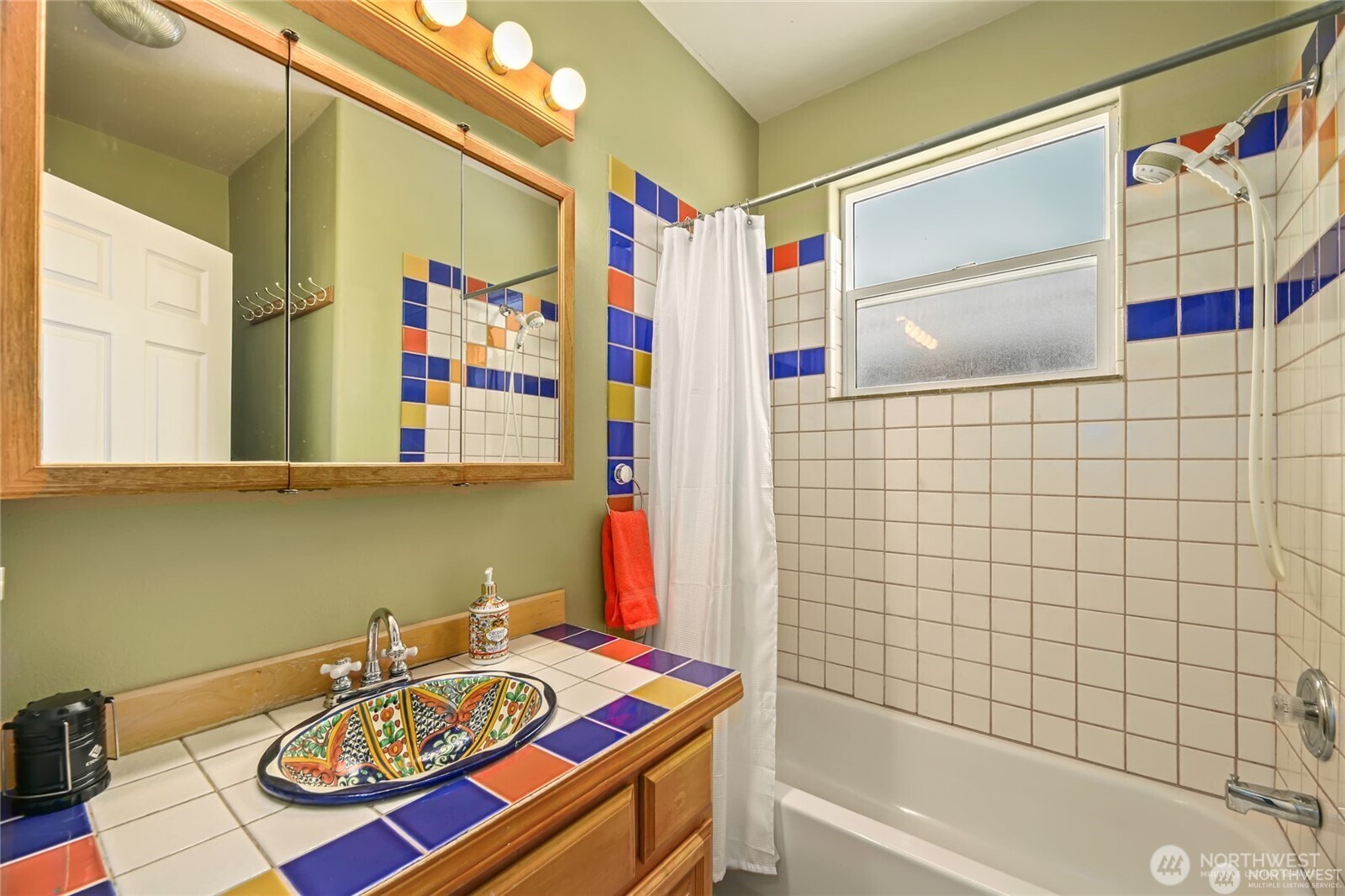 330 Keechelus Drive Property Photo 10