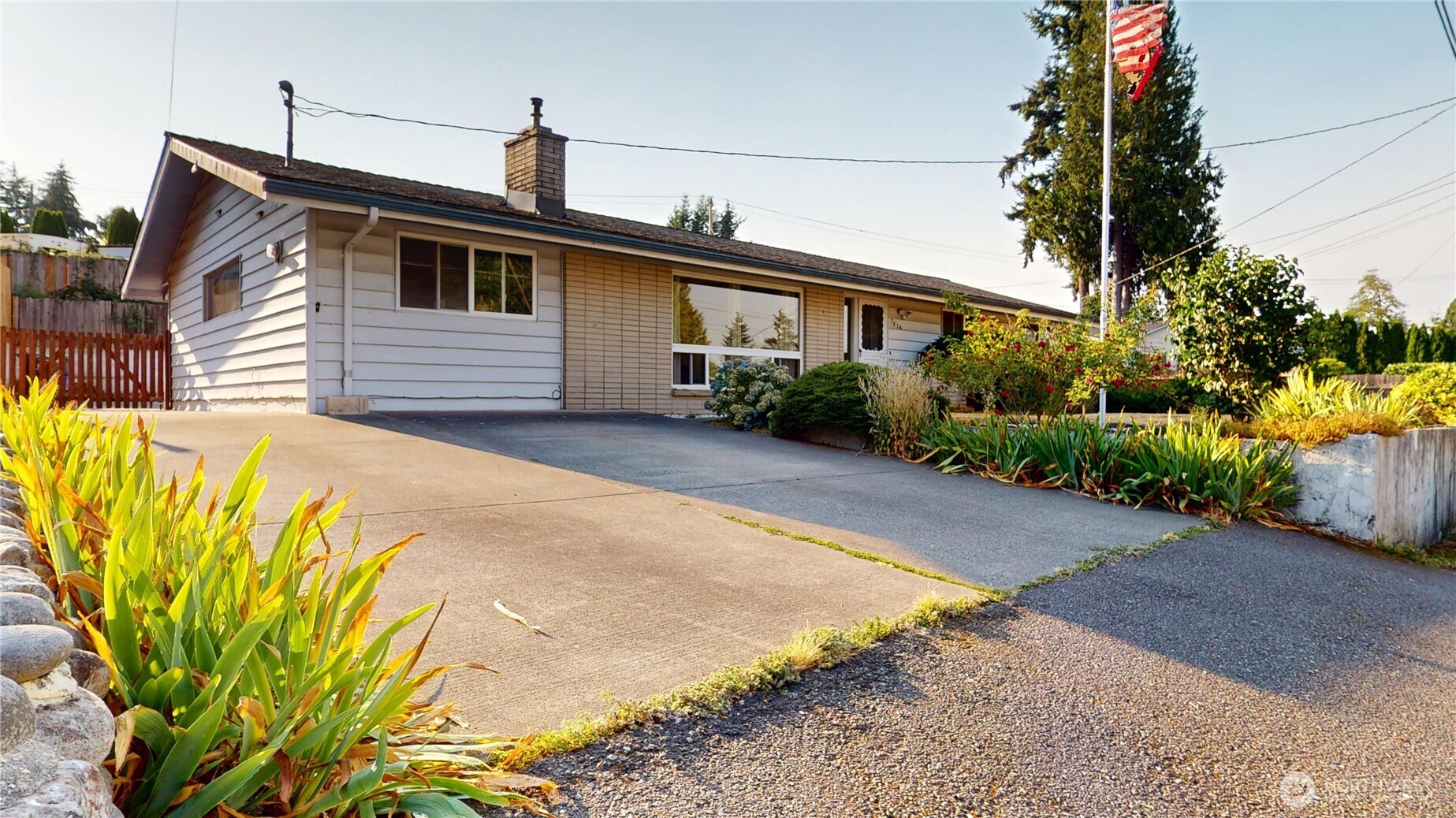 7828 Highland Drive Property Photo 1
