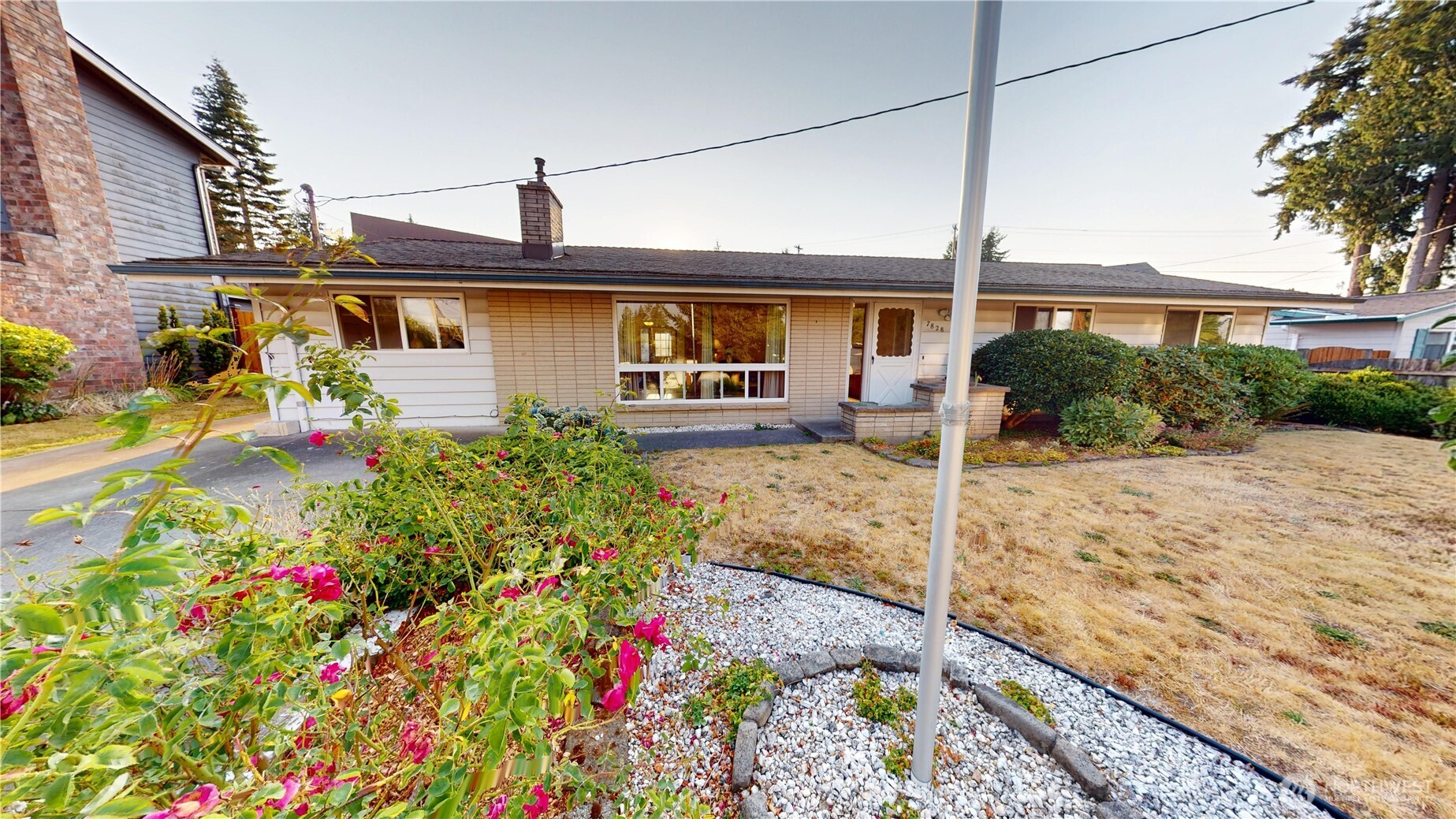 7828 Highland Drive Property Photo 4