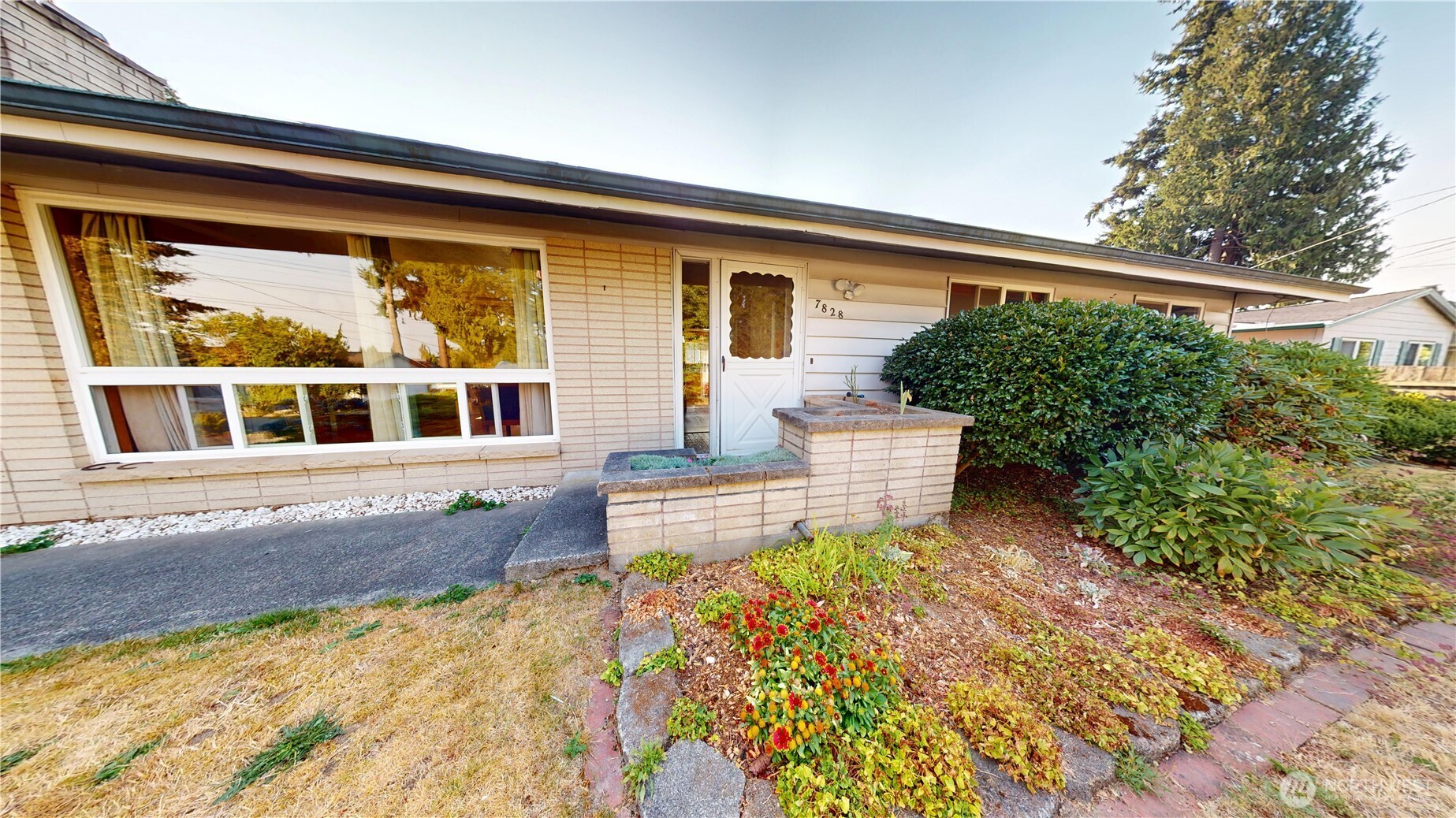 7828 Highland Drive Property Photo 8