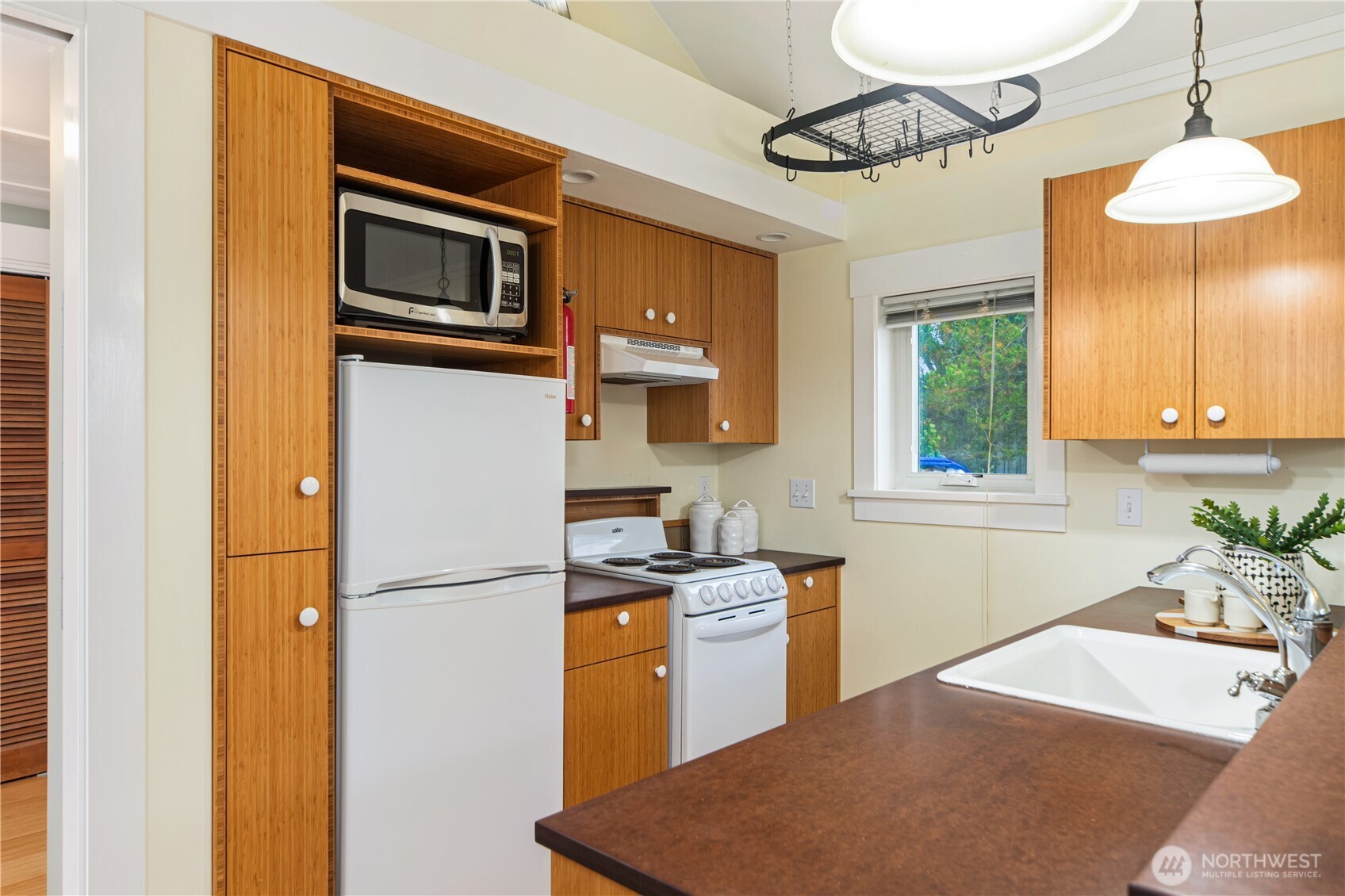 762 29th Street Property Photo 30