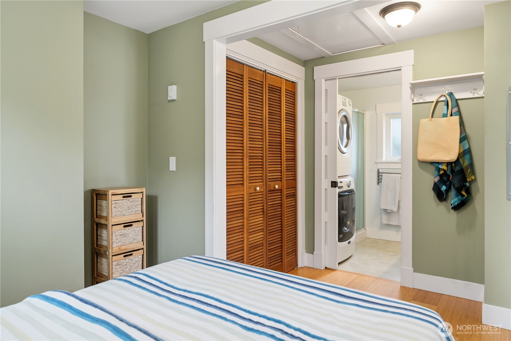 762 29th Street Property Photo 32