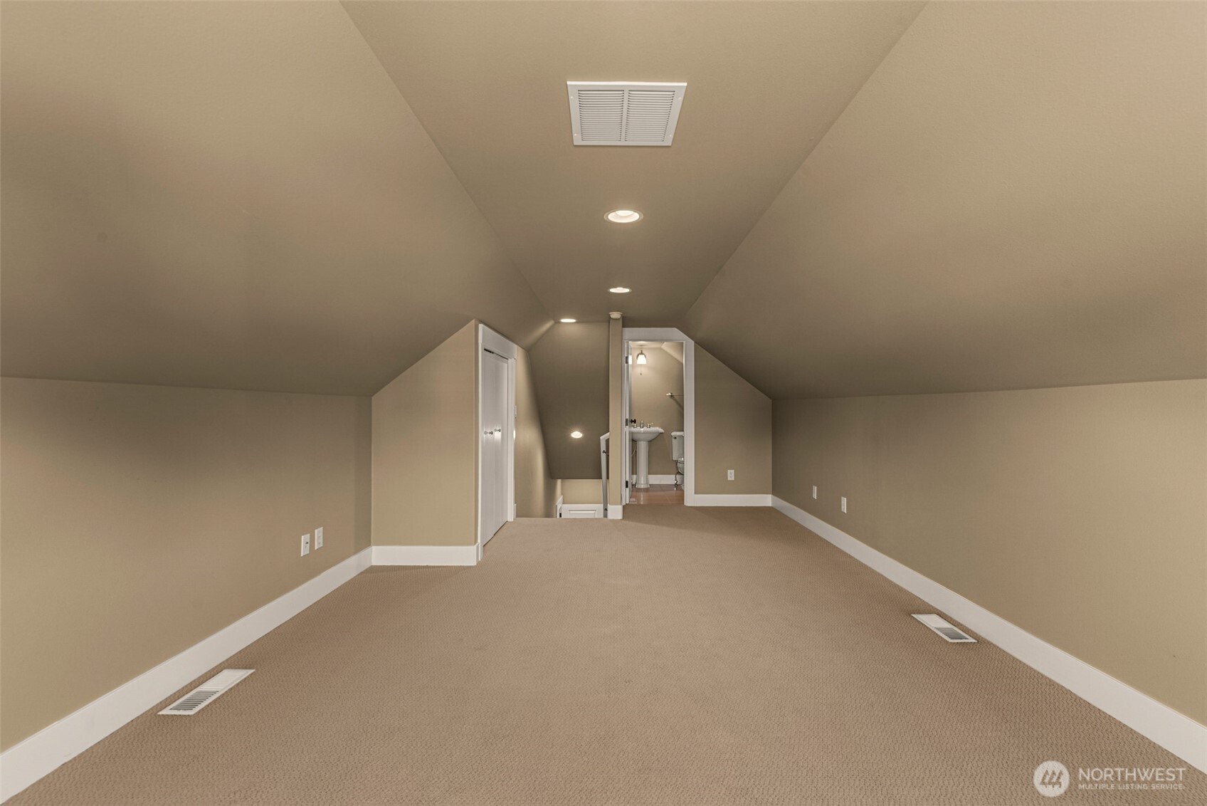 105 Pickens Street Property Photo 29