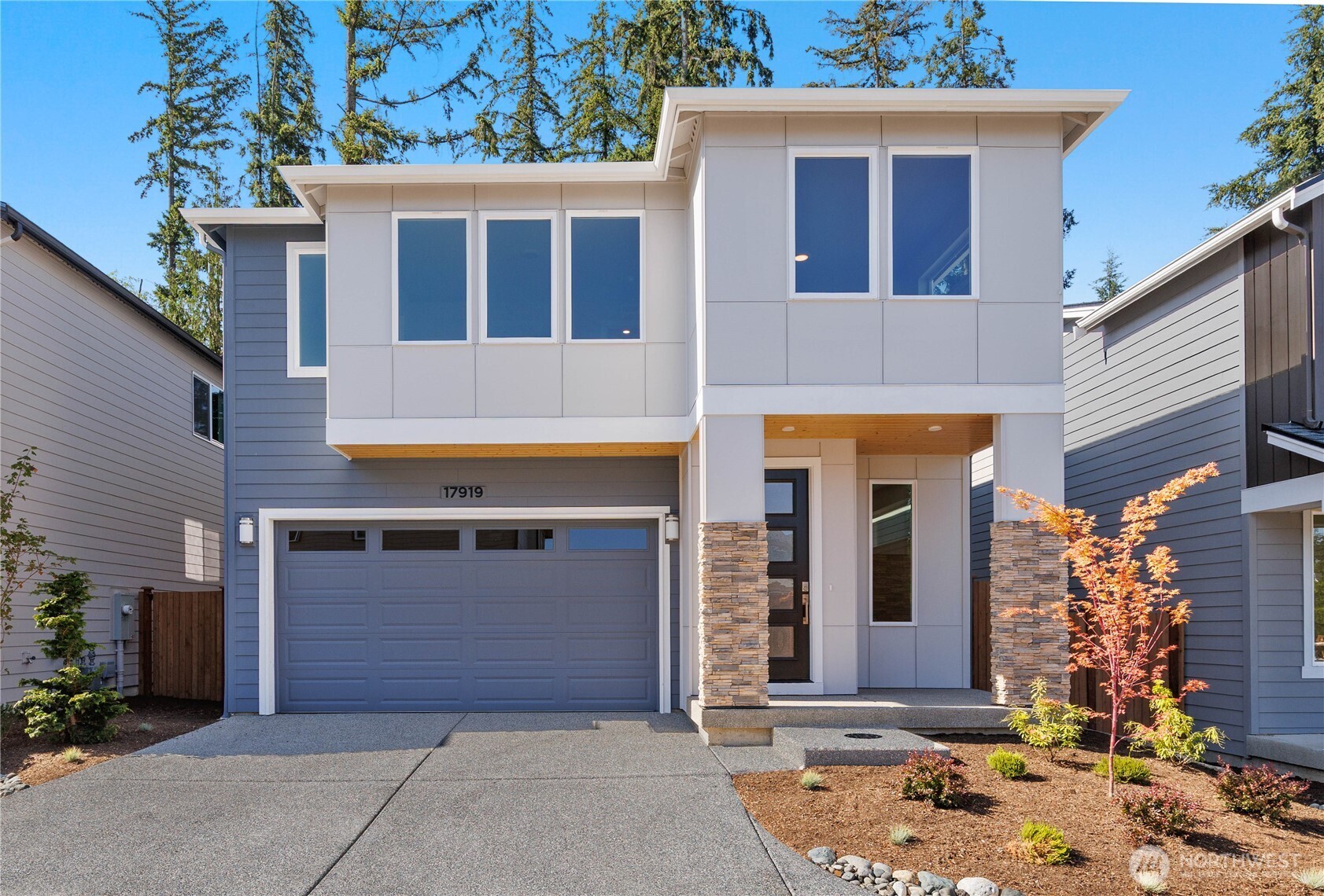 17919 Sunset Road Property Photo 1