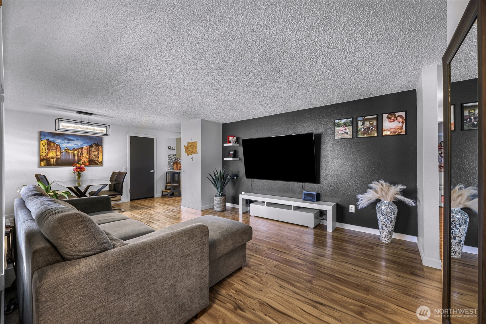 6108 Juno Place Property Photo 6