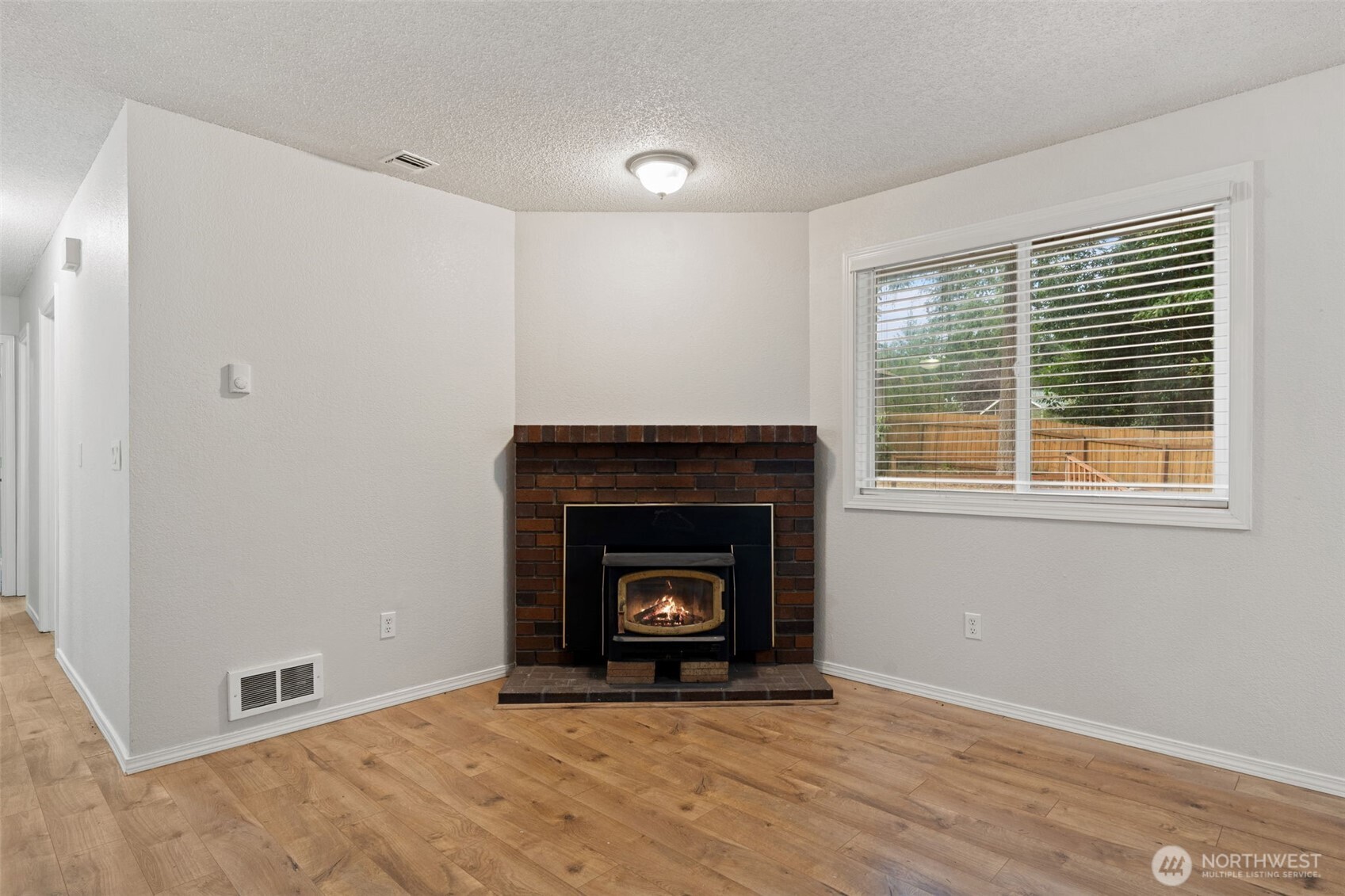 18813 79th Avenue Ct Property Photo 6