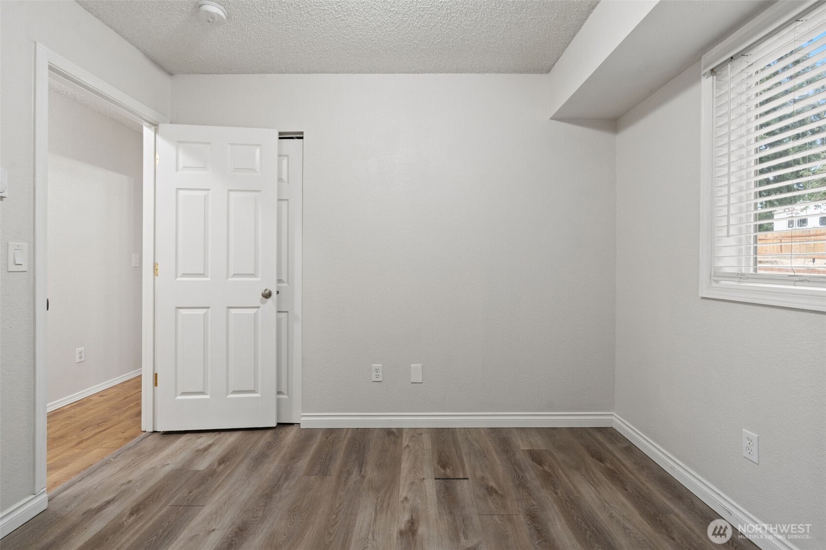 18813 79th Avenue Ct Property Photo 23