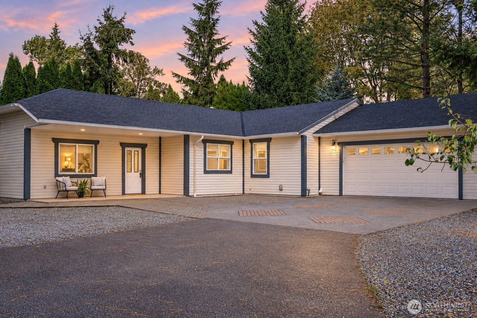 1203 Roland Street Property Photo 1