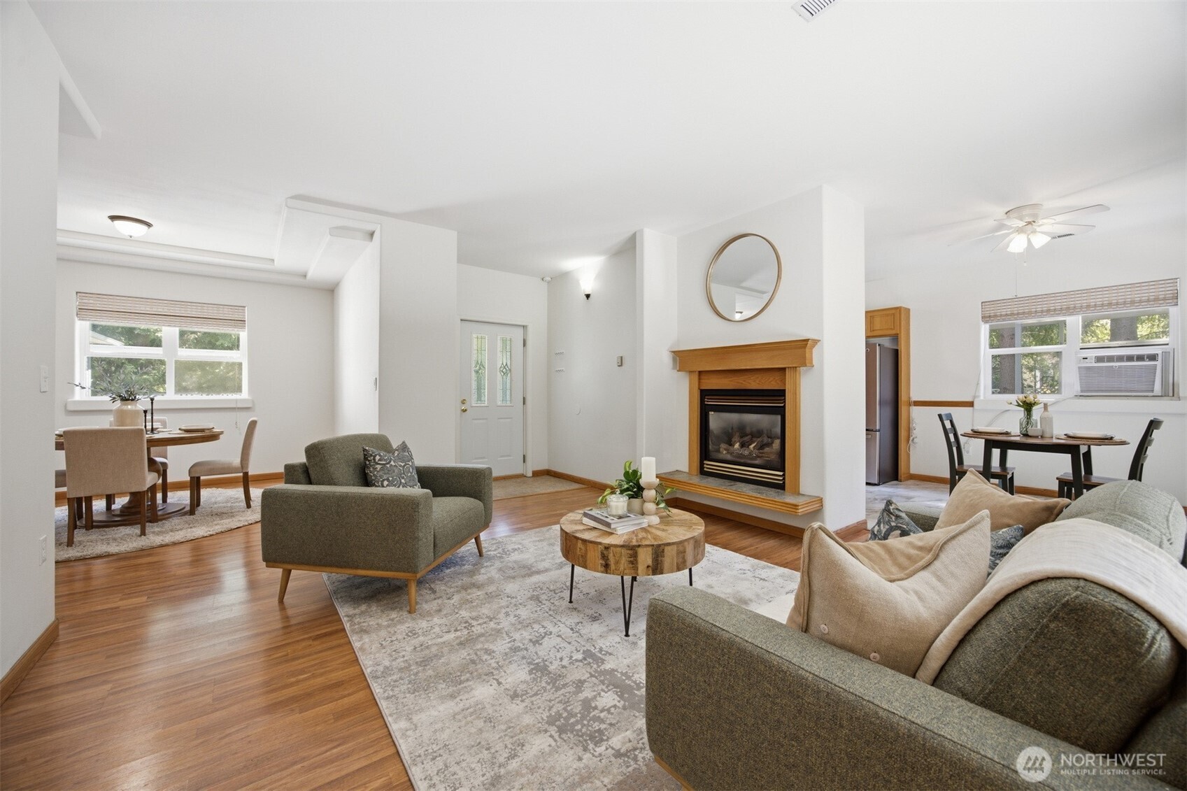1203 Roland Street Property Photo 2