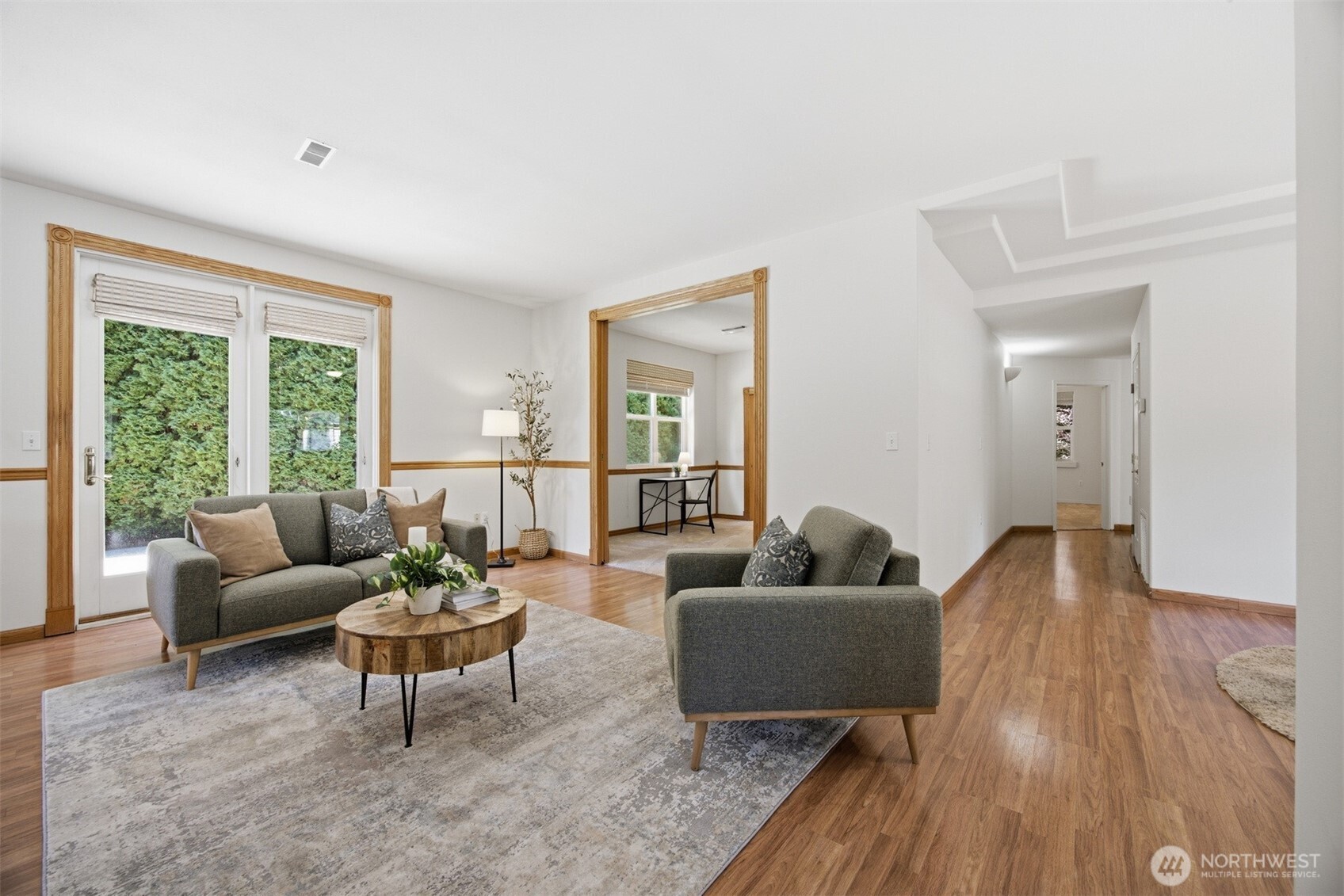 1203 Roland Street Property Photo 5