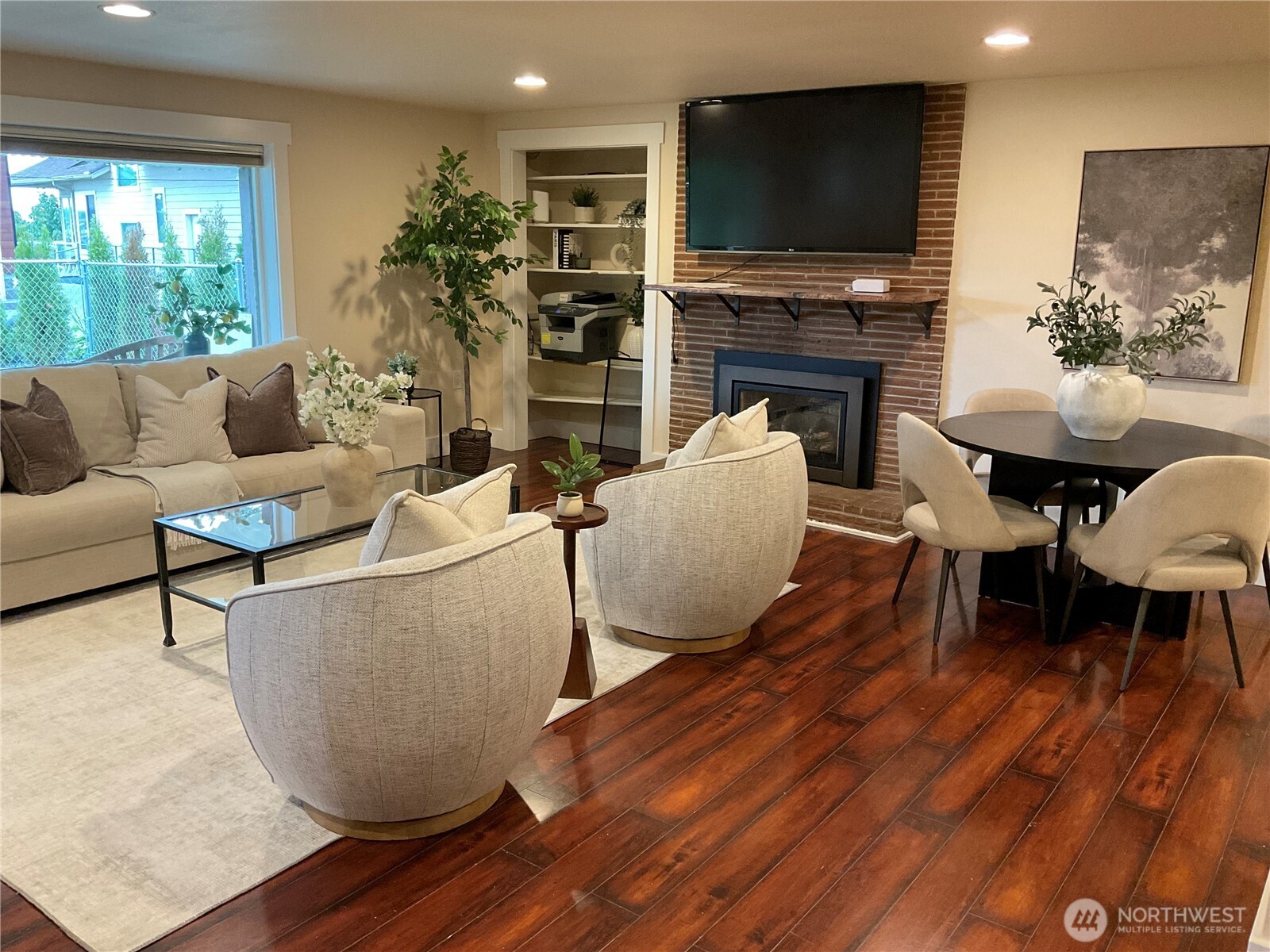 2573533 Property Photo 12