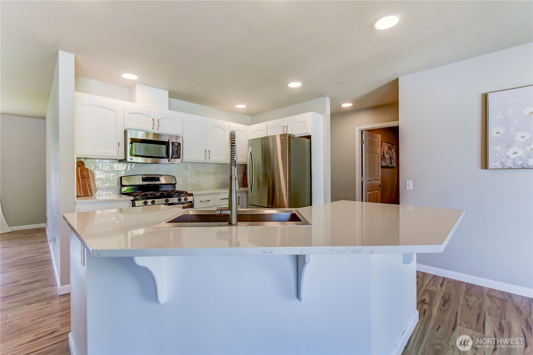 15512 3rd Place Property Photo 10