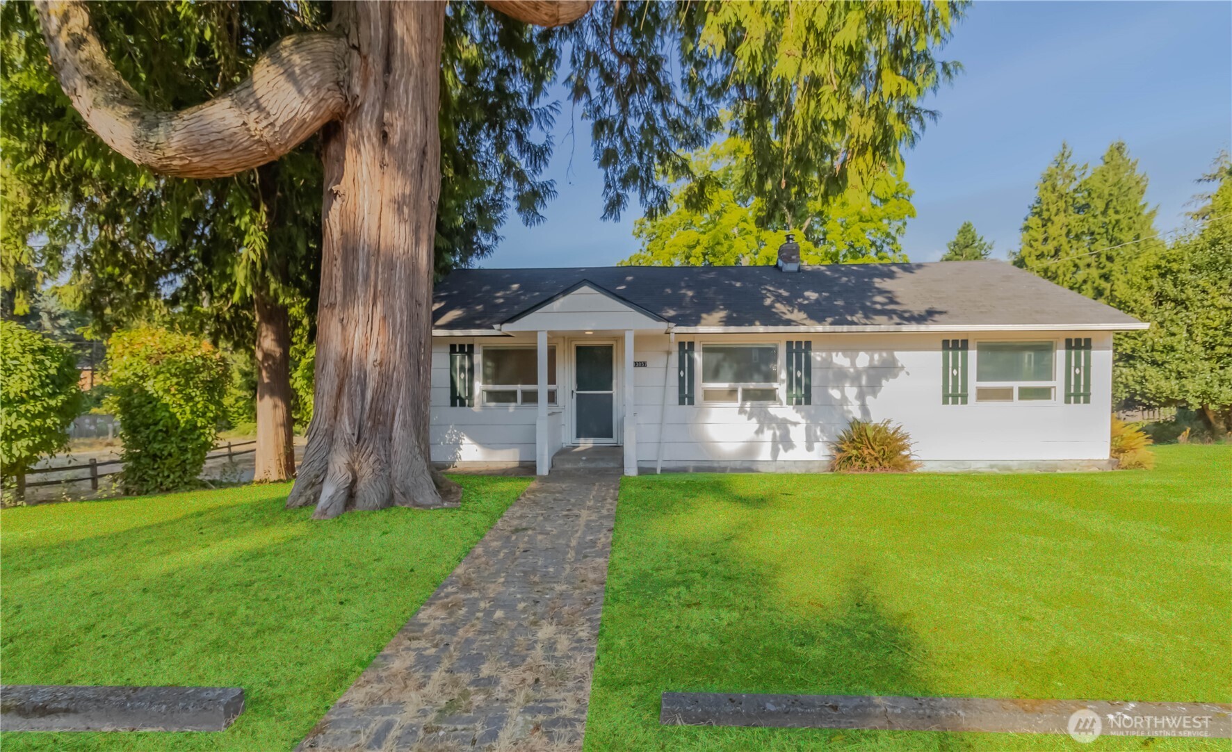 13057 10th Avenue Property Photo 1