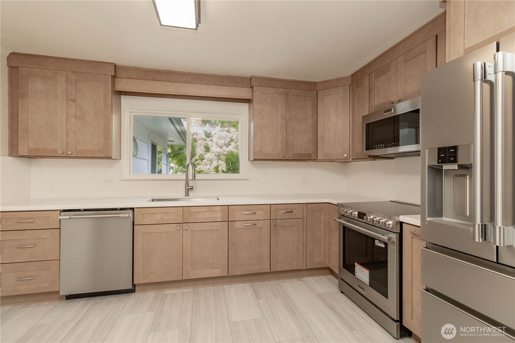 13057 10th Avenue Property Photo 15