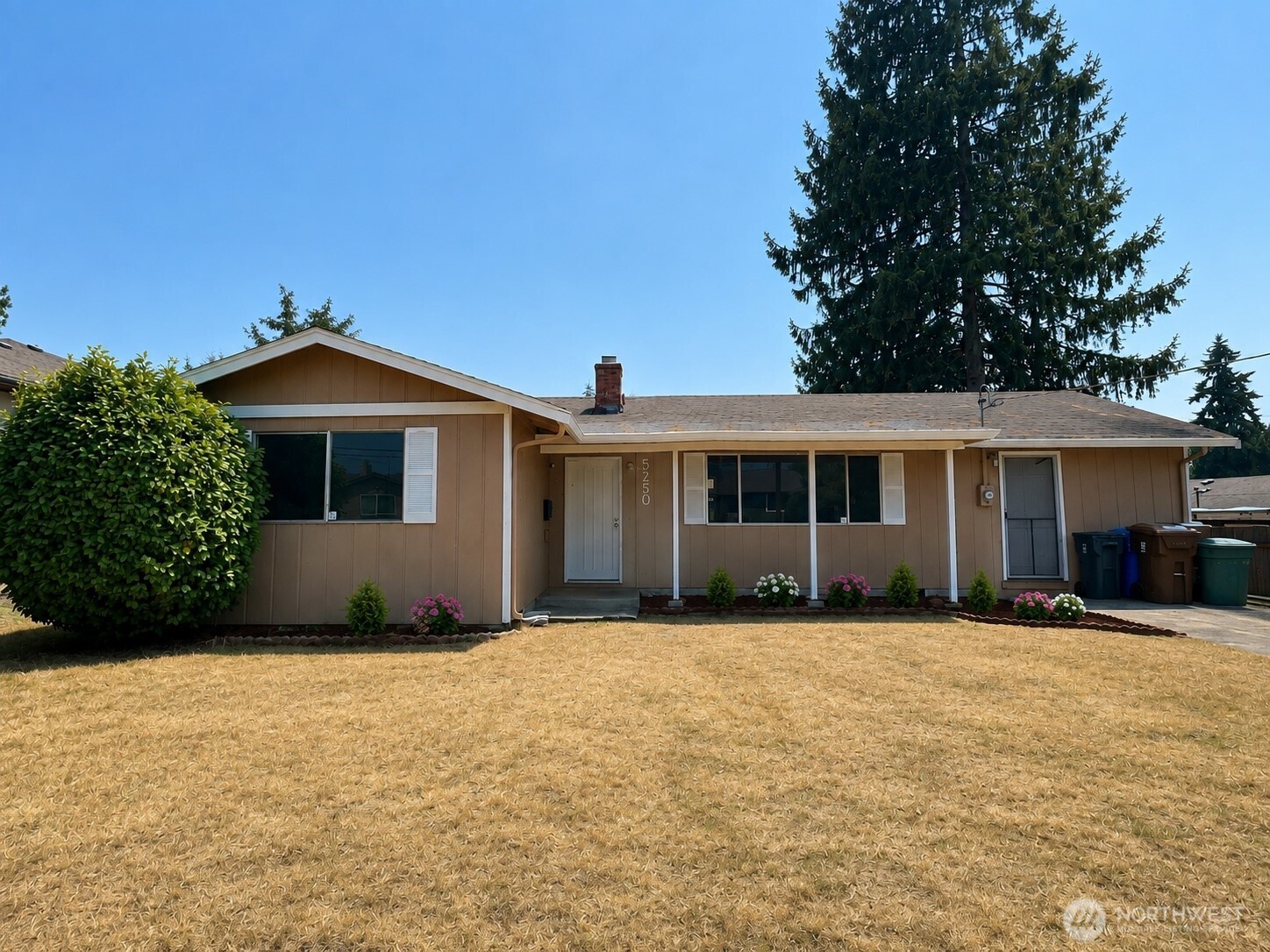 5250 Dahl Drive Property Photo 1