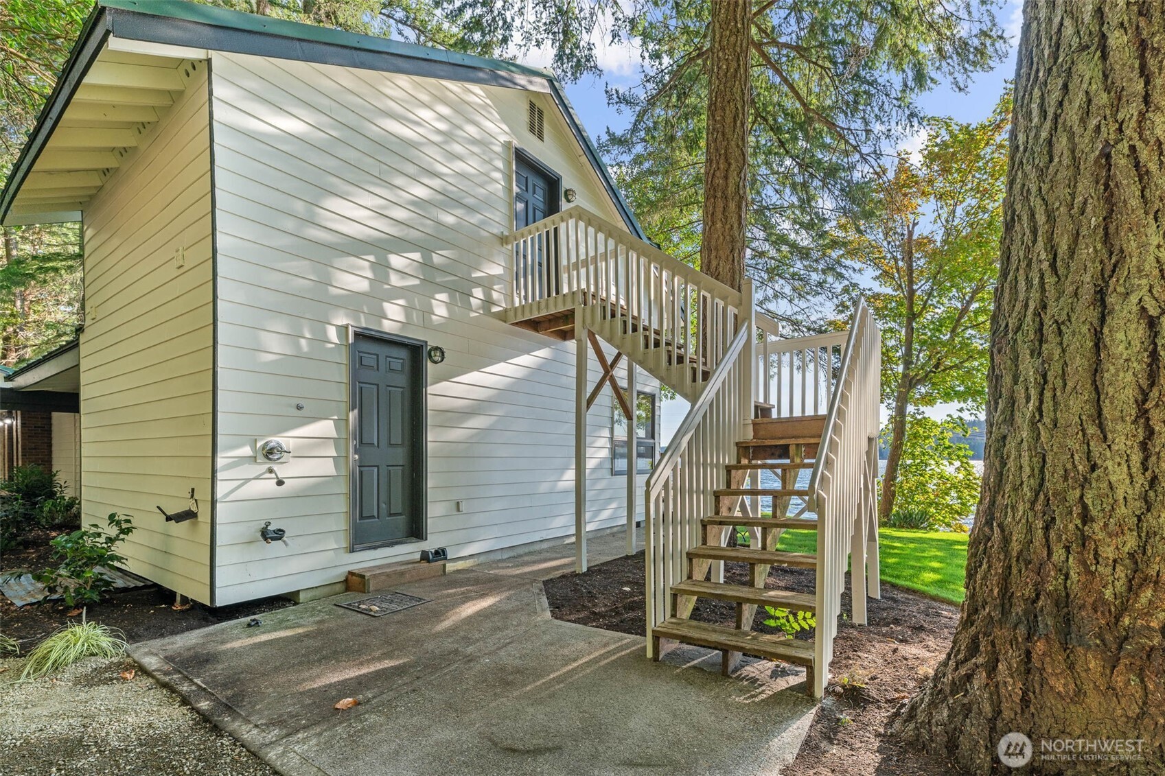 3230 E State Route 302 Property Photo 9