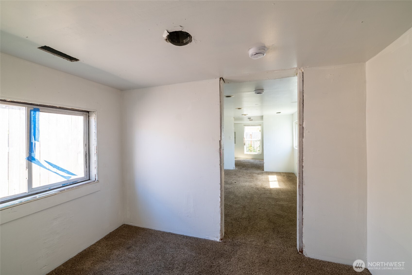 1320 Delaware Avenue Property Photo 3
