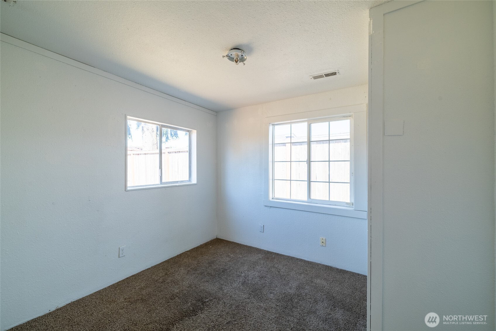 1320 Delaware Avenue Property Photo 8