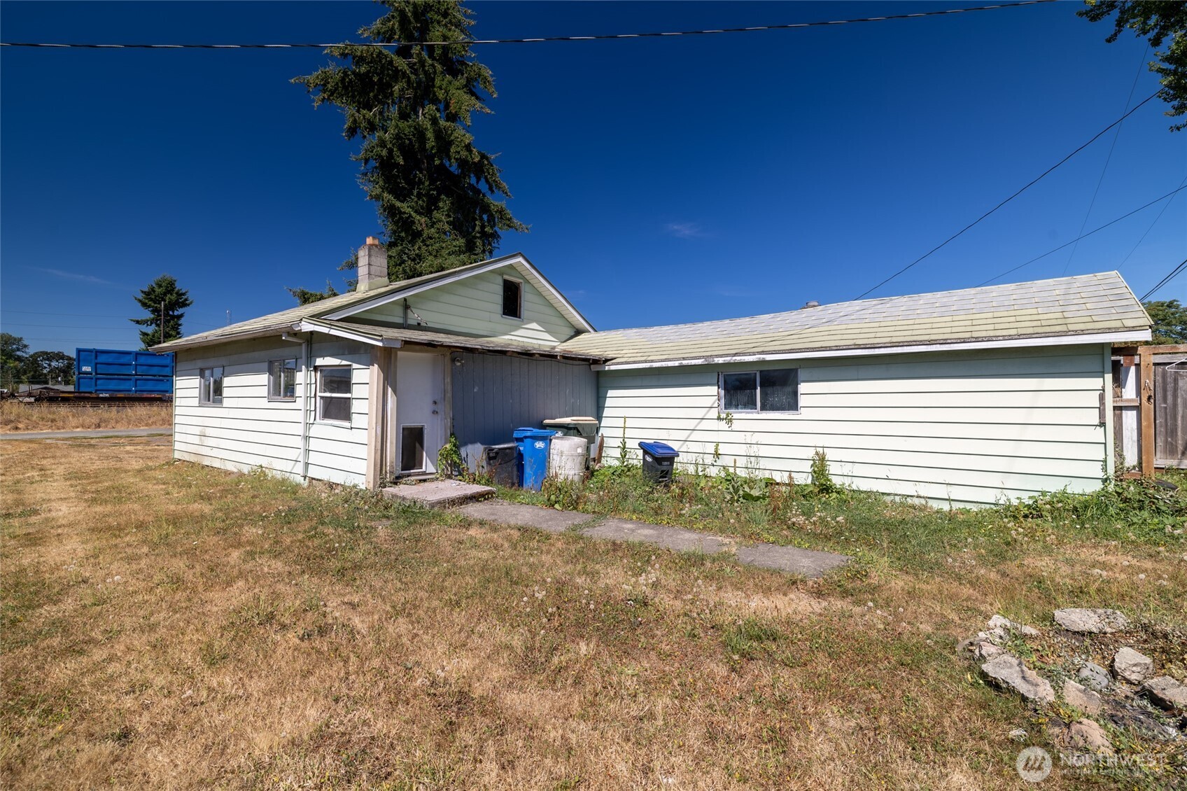 1320 Delaware Avenue Property Photo 12