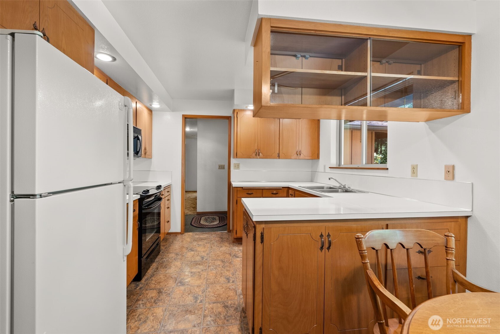 168 Boyd Property Photo 14