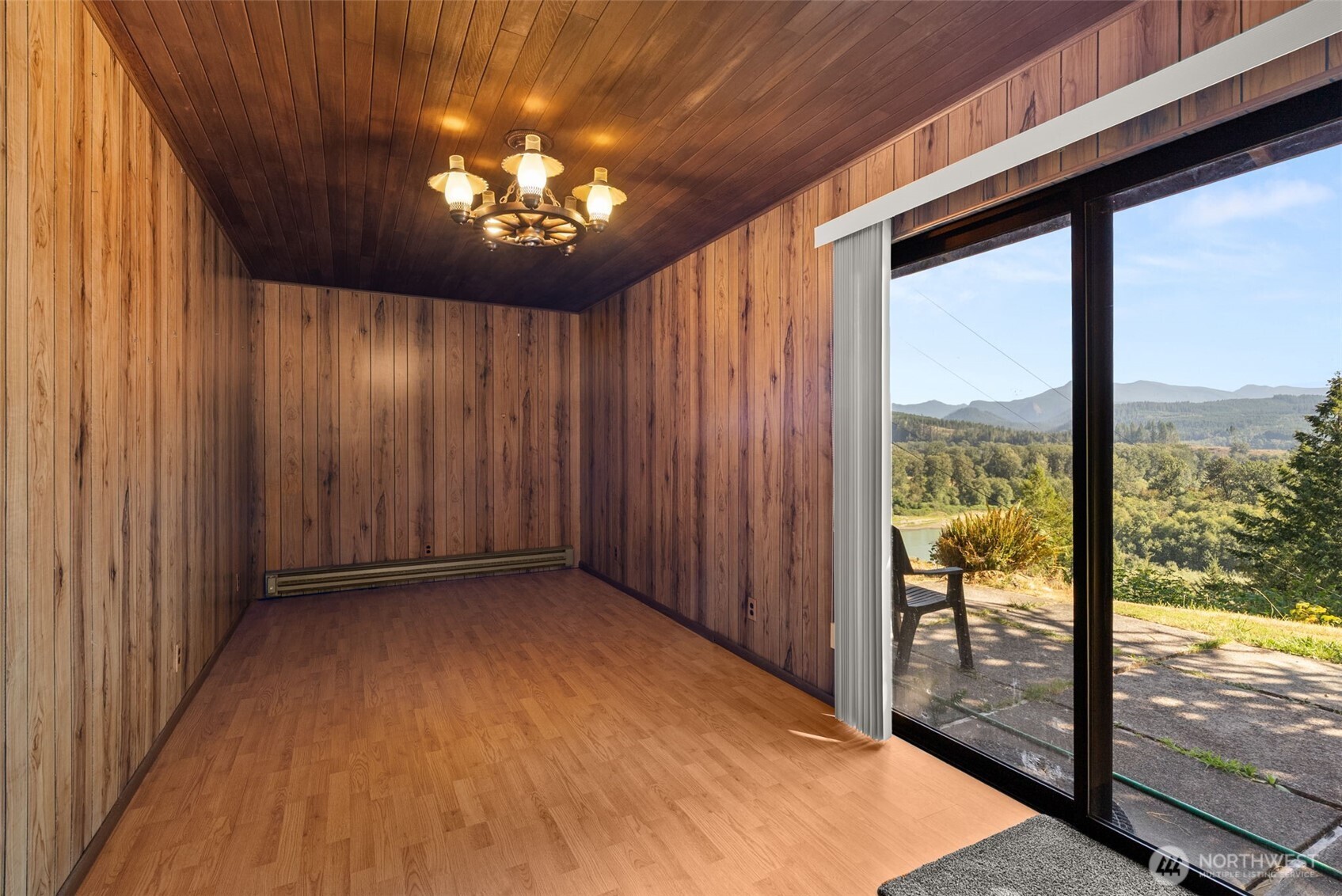 168 Boyd Property Photo 19